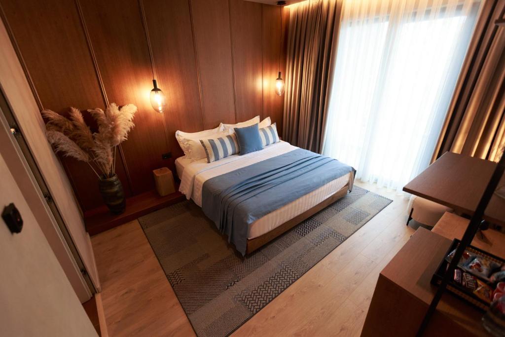 Family Room Two Bedrooms One Bathroom