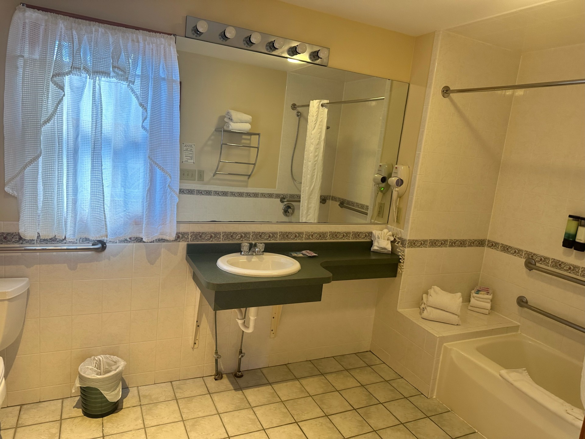 Room King Bed One Bedroom 