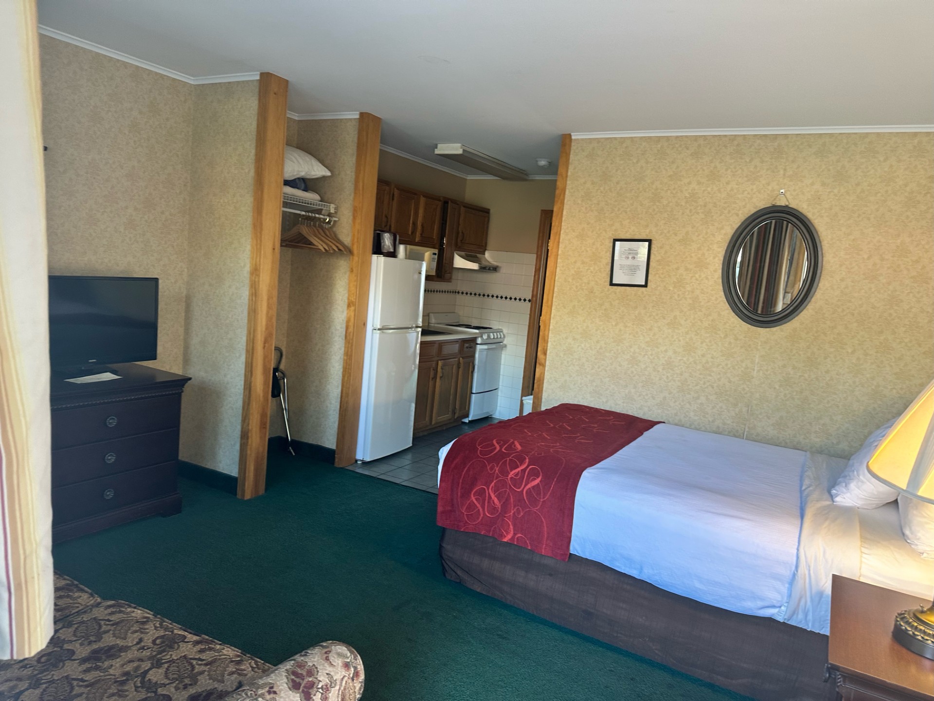 Suite Two Bedrooms One Bathroom