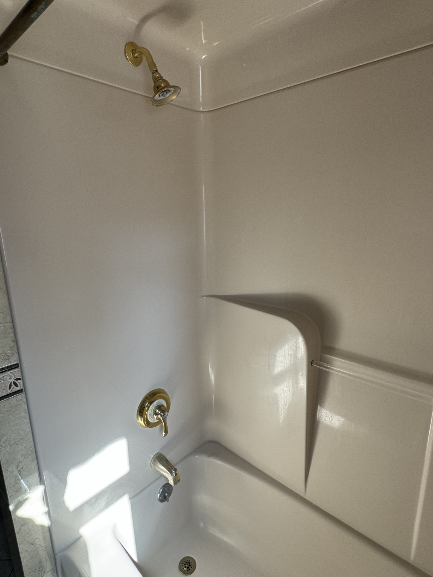 House Capacity 9 Four Bedrooms