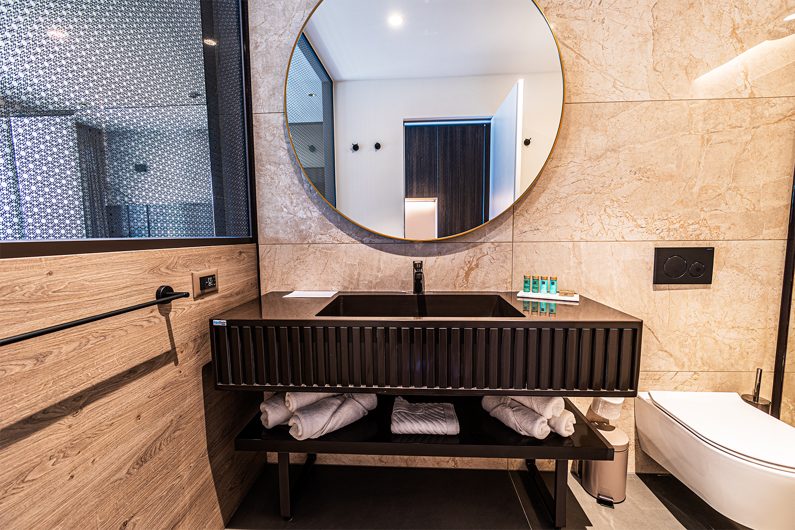 Double or Twin Superior Sea View