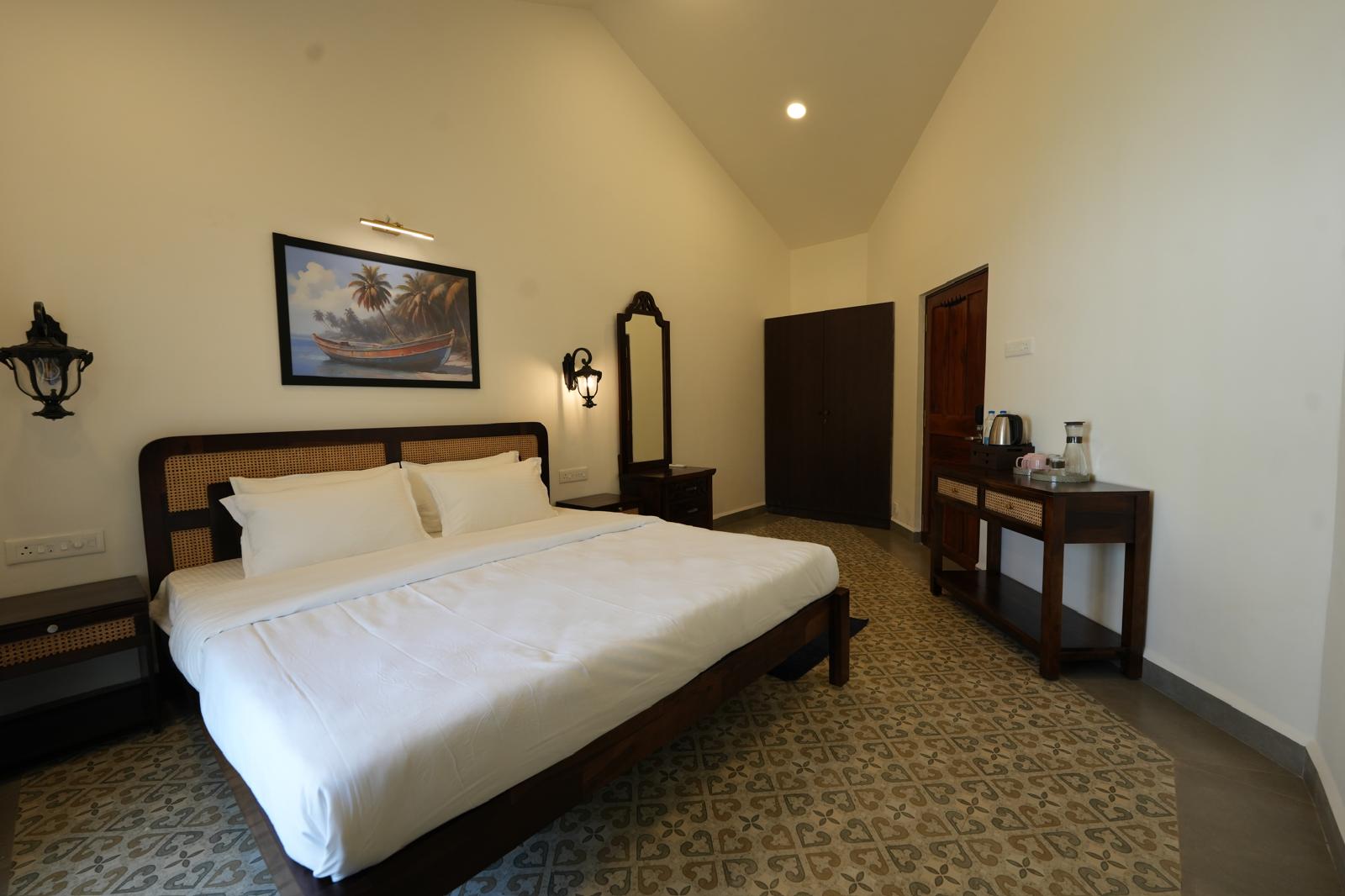 Family Room Queen Bed Two Bedrooms