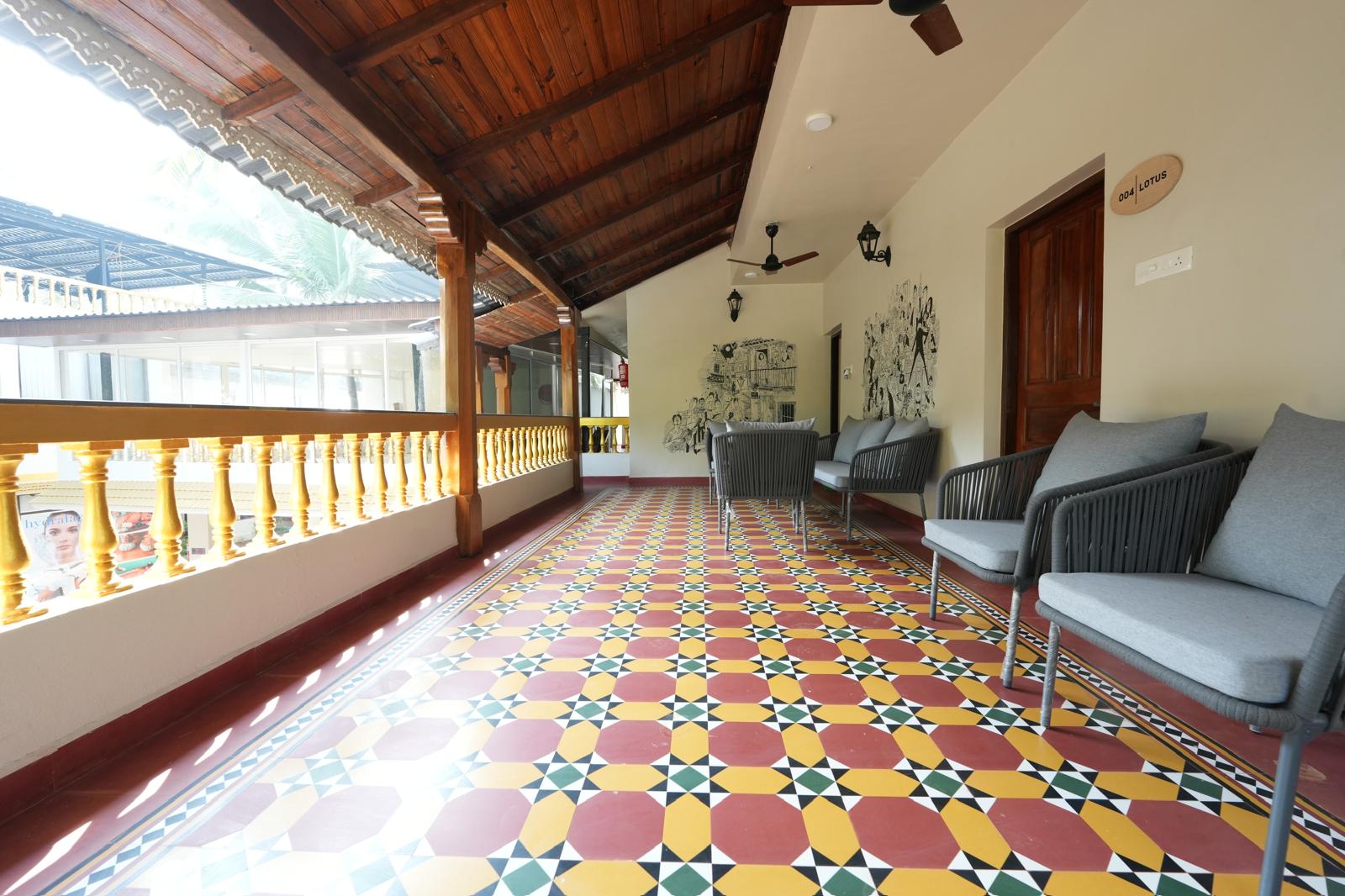 Family Room Queen Bed Two Bedrooms