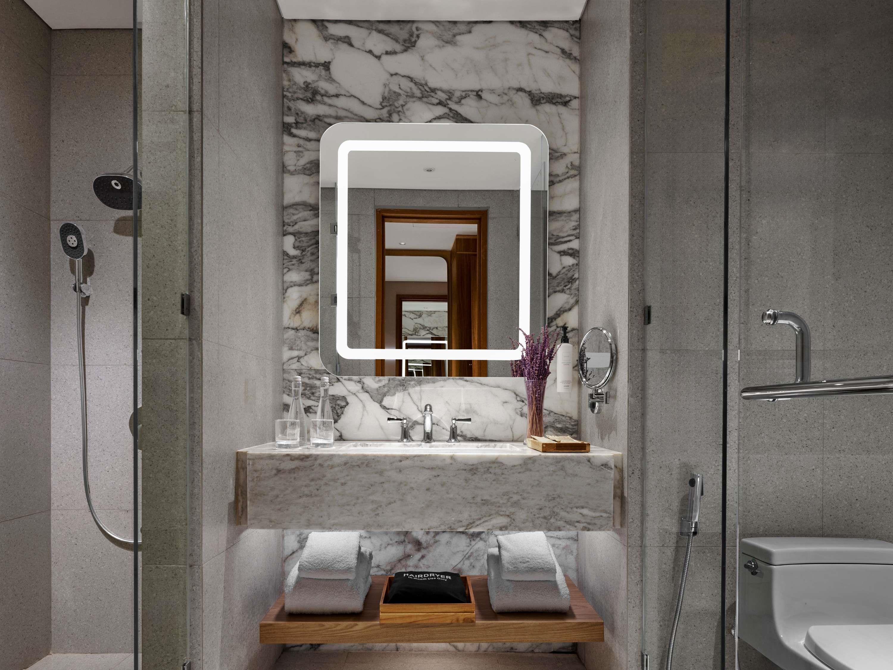 Double Premier King Bed