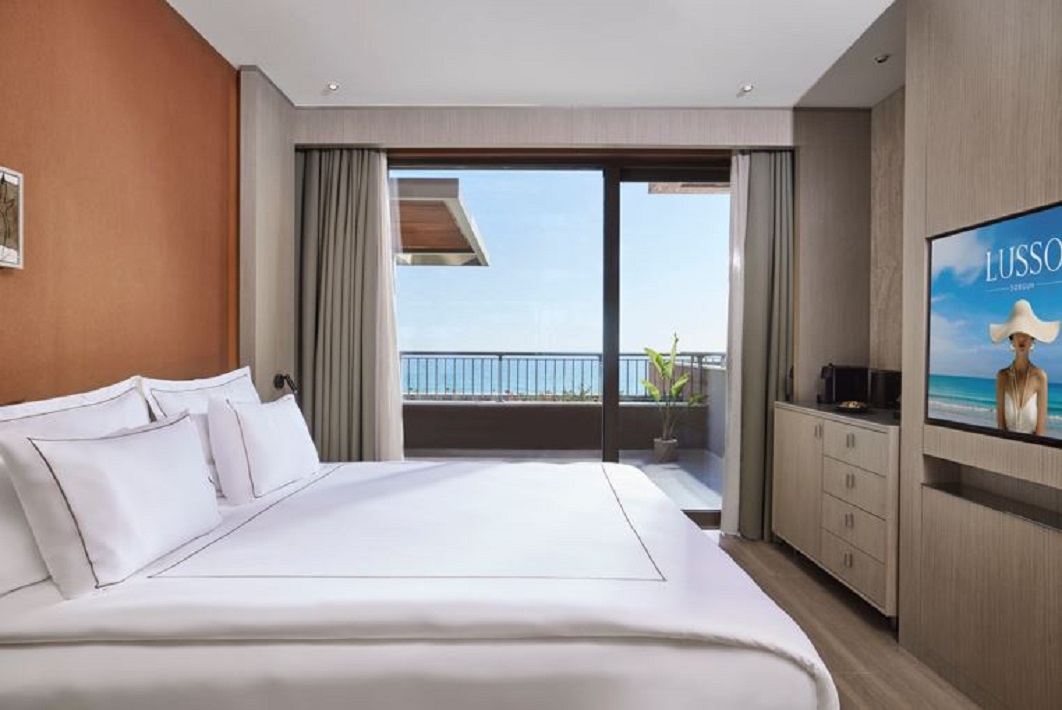 Suite Superior Side Sea View