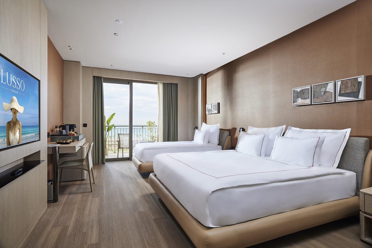 Double Superior Sea View