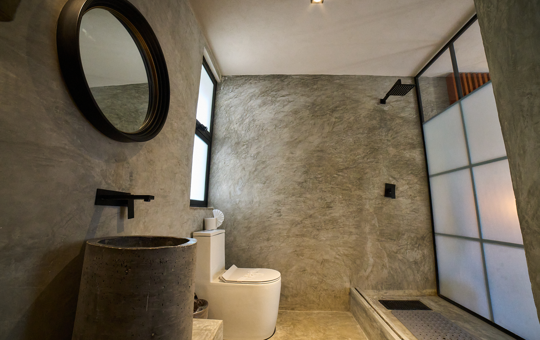 Double Deluxe King Bed