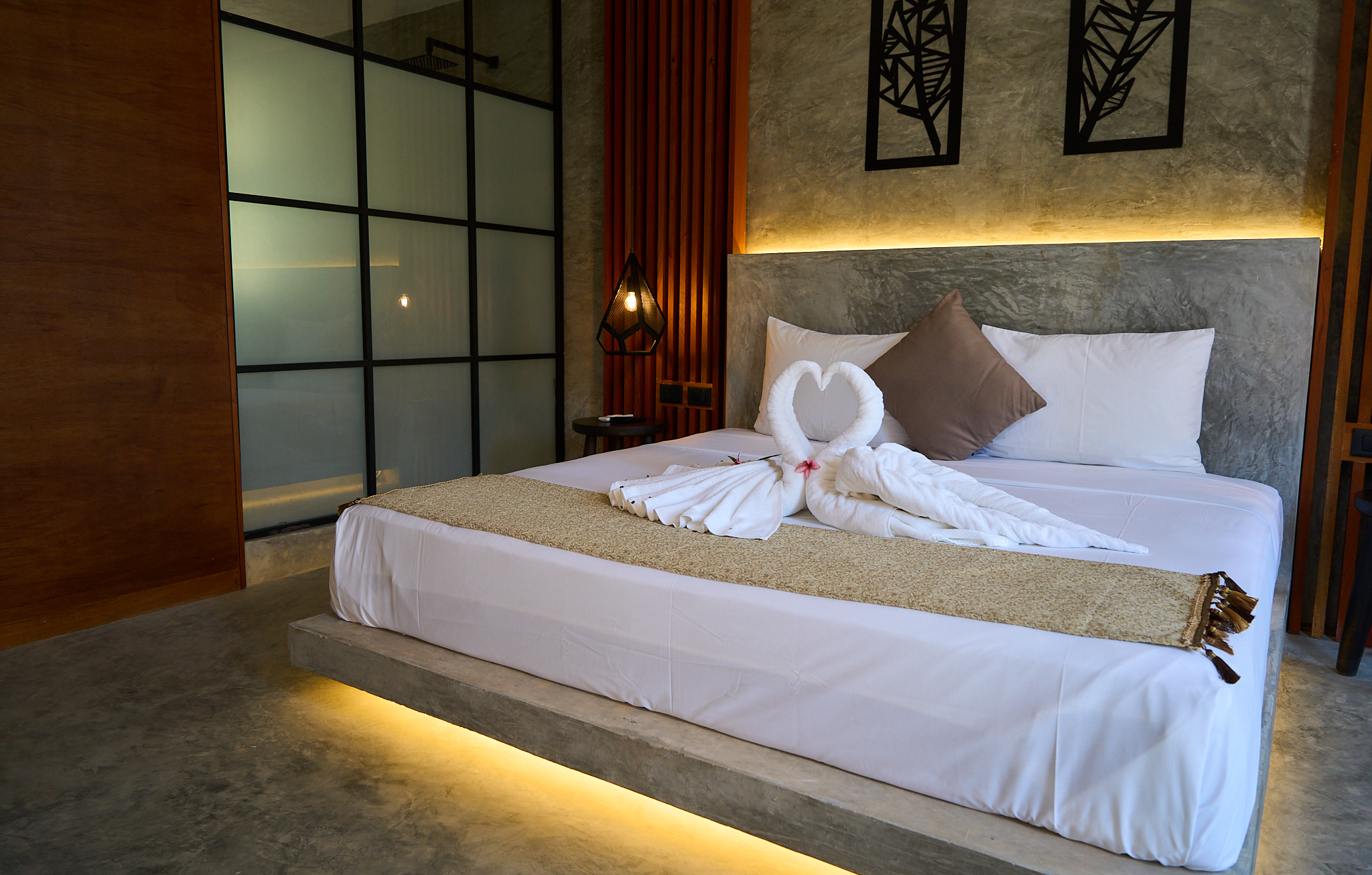 Double Deluxe King Bed