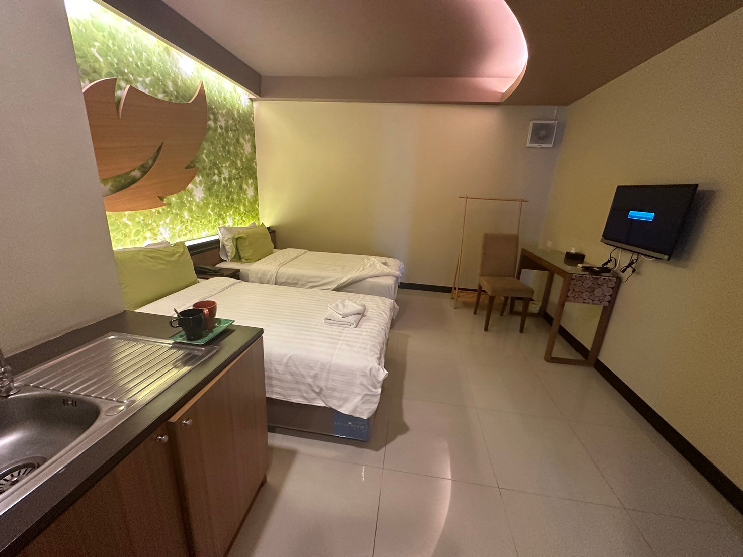 Double or Twin Standard