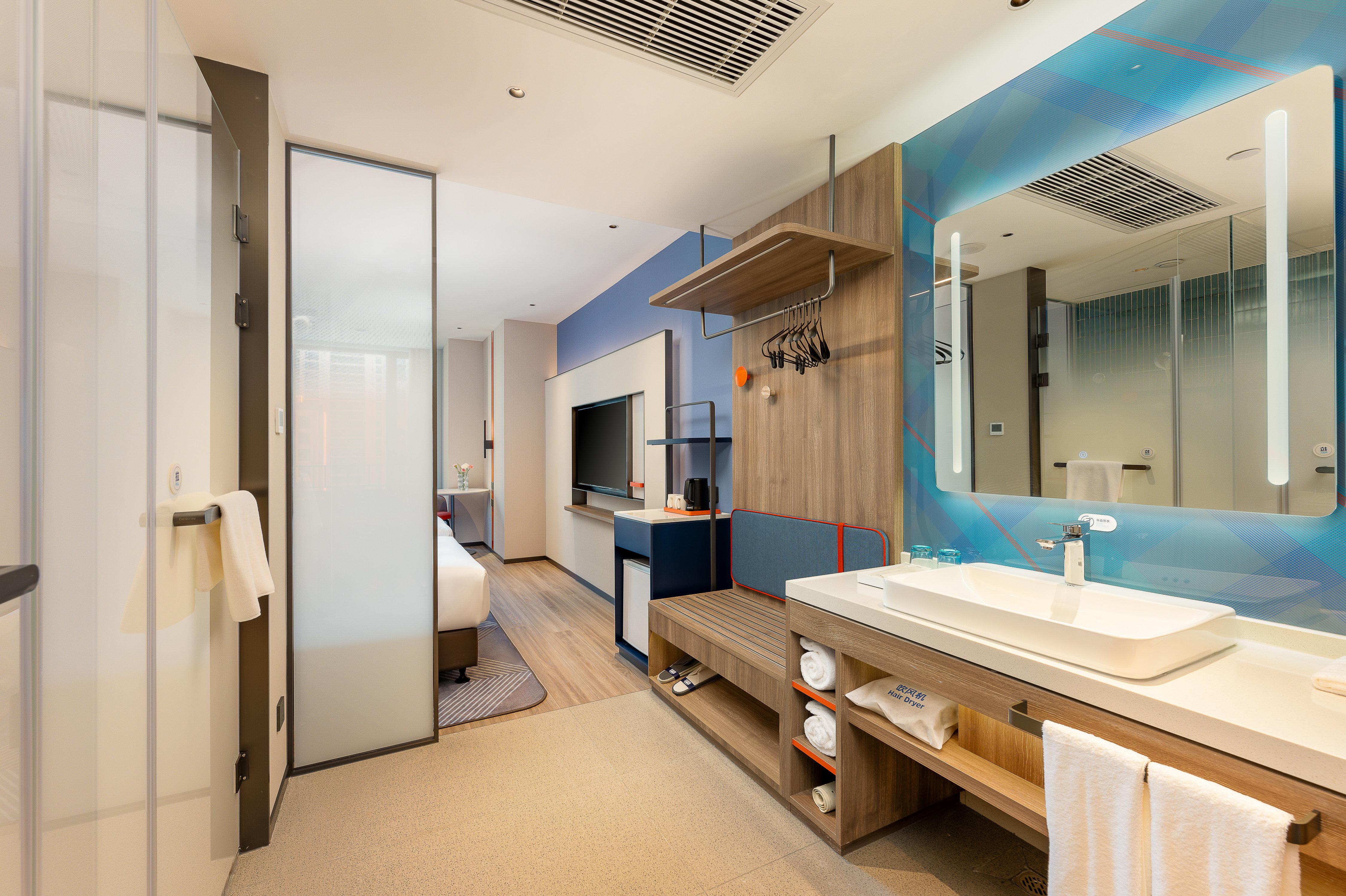 Quadruple Two Double Beds