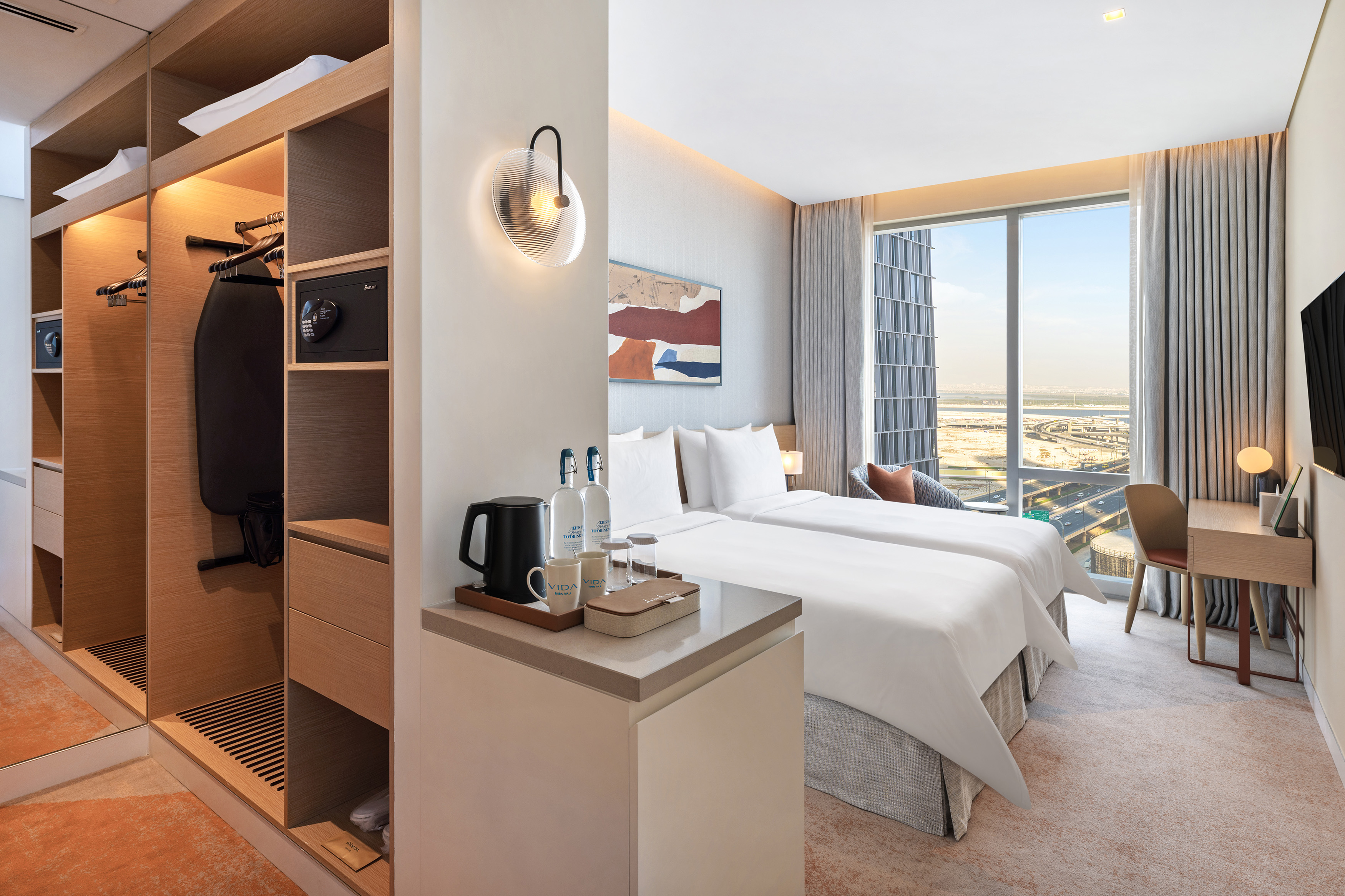 Twin Deluxe City View