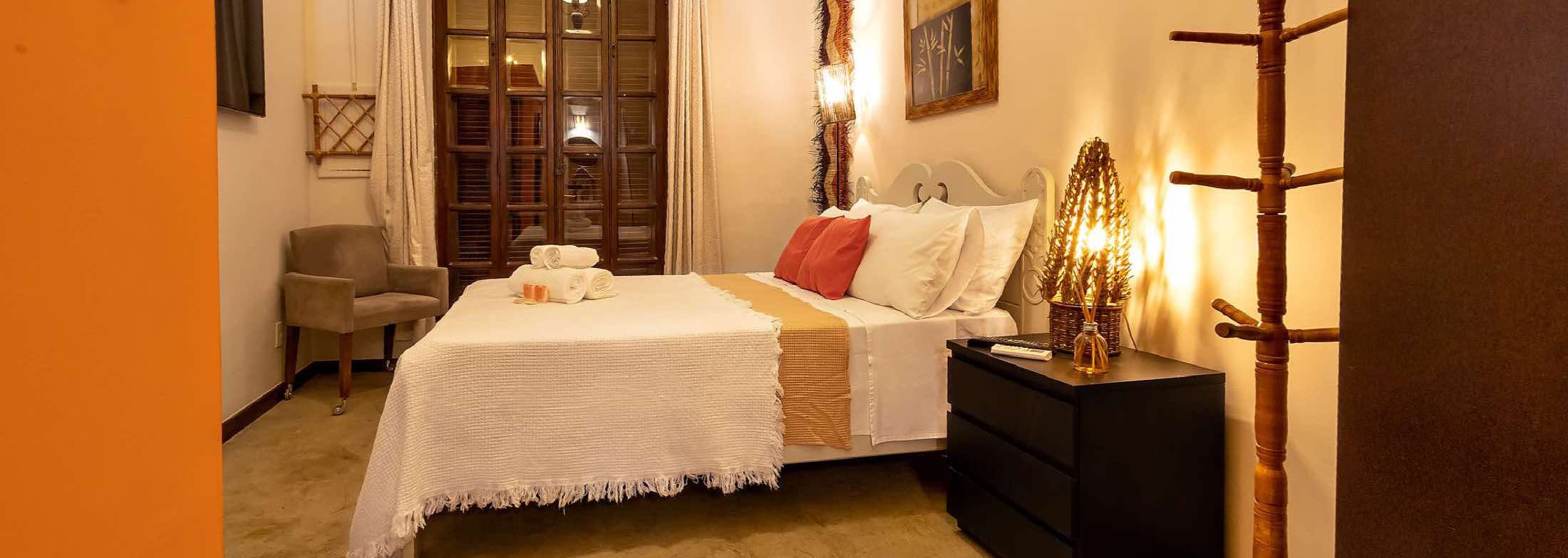 Double Deluxe One Bed