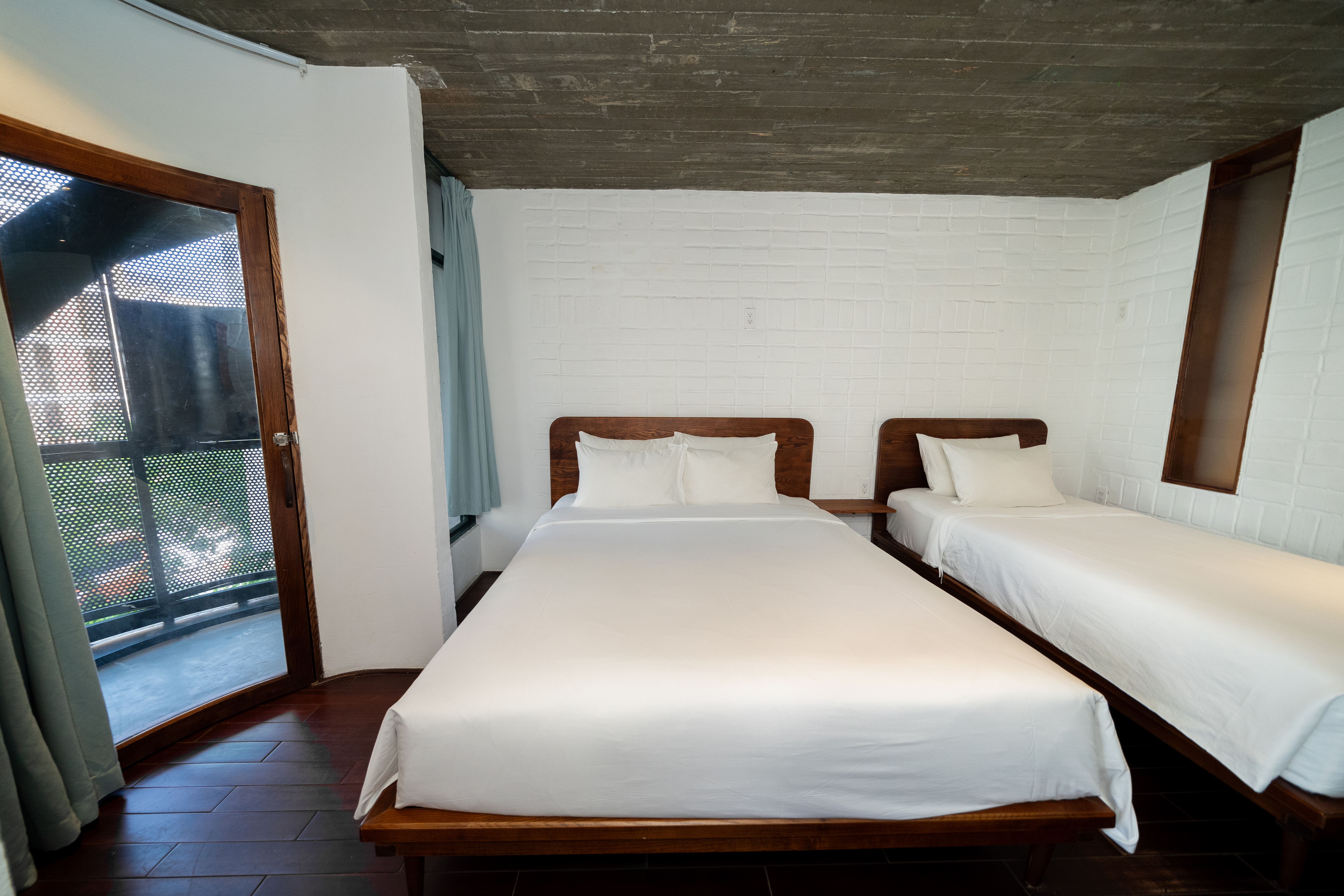 Triple Deluxe with Balcony