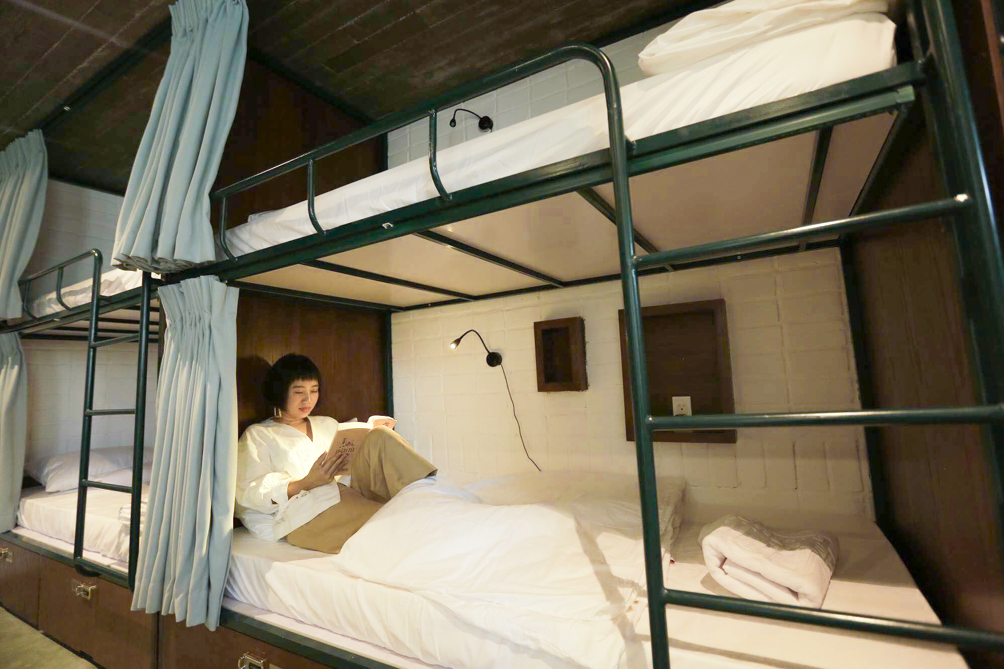 Bed in Dormitory Female Room with Shared Bathroom