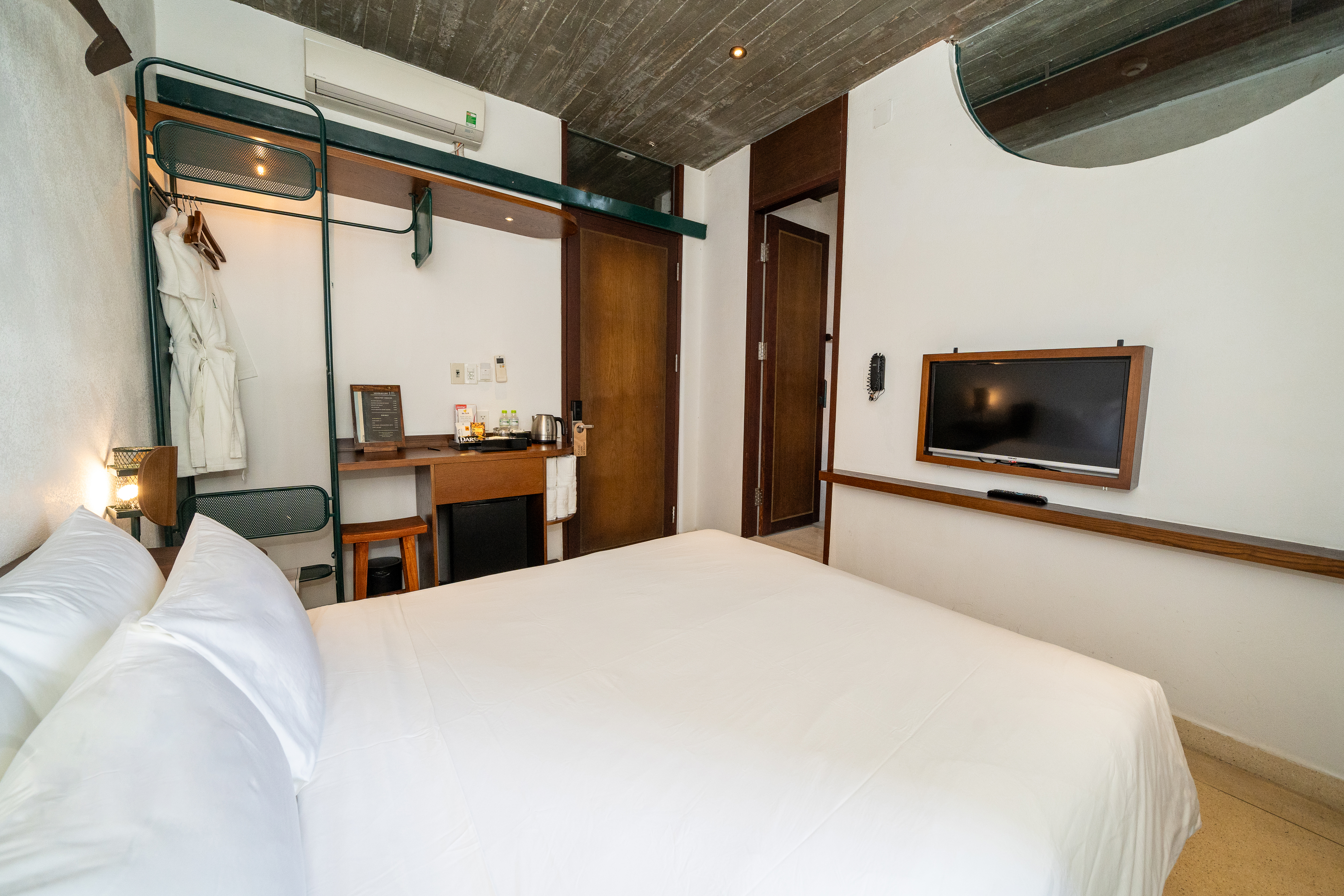 Double One Bedroom Two Bathrooms