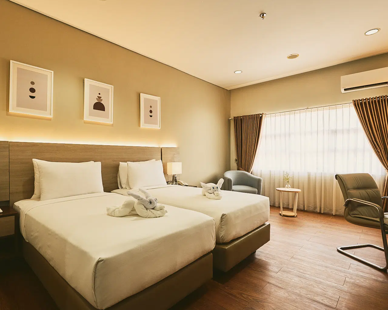 Double or Twin Deluxe