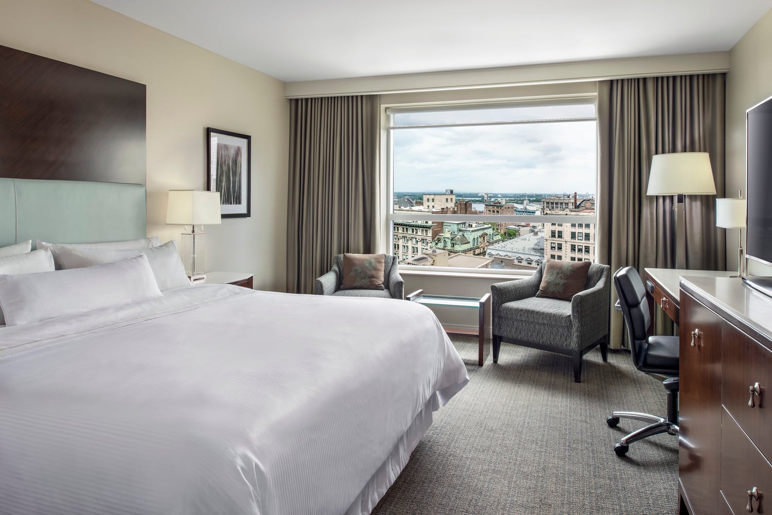 Room City View King Bed