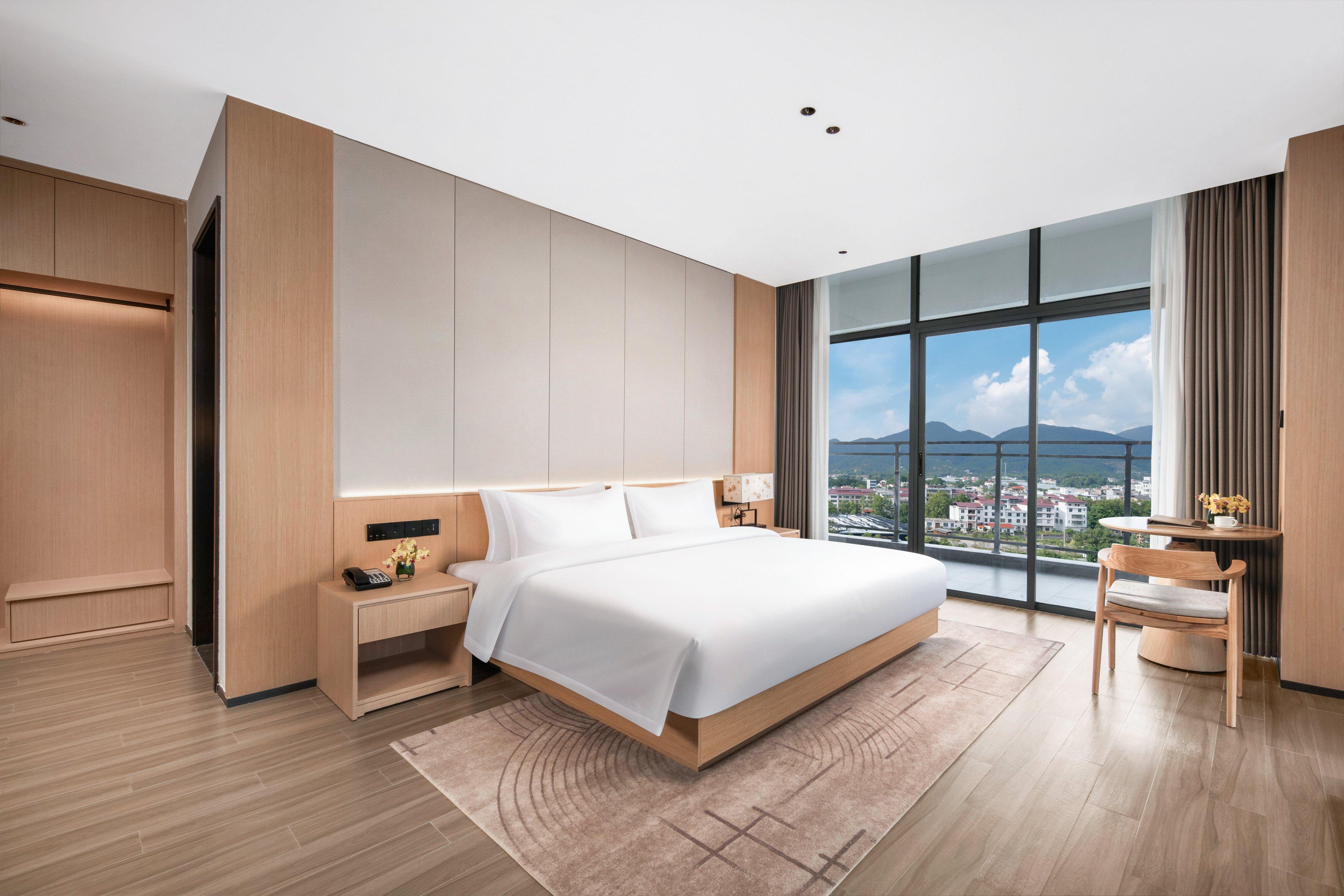 Suite King Bed One Bedroom 