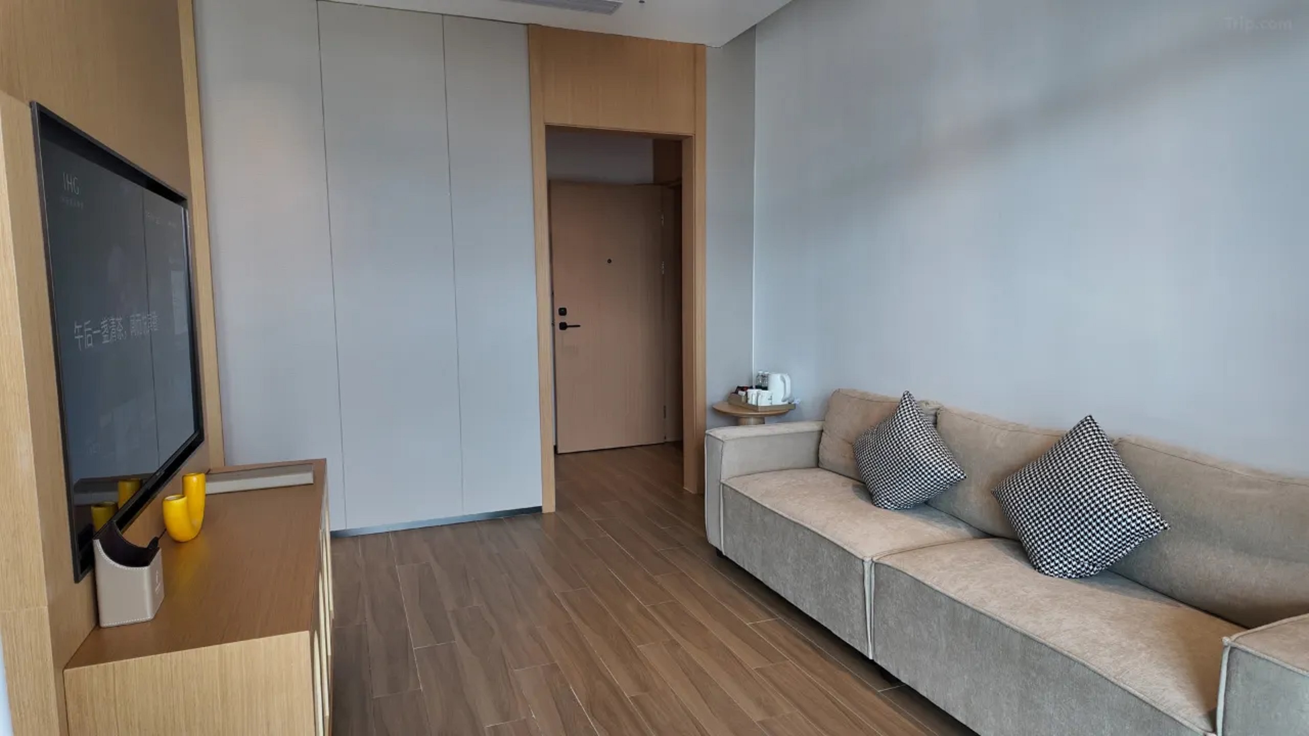 Double Premium King Bed