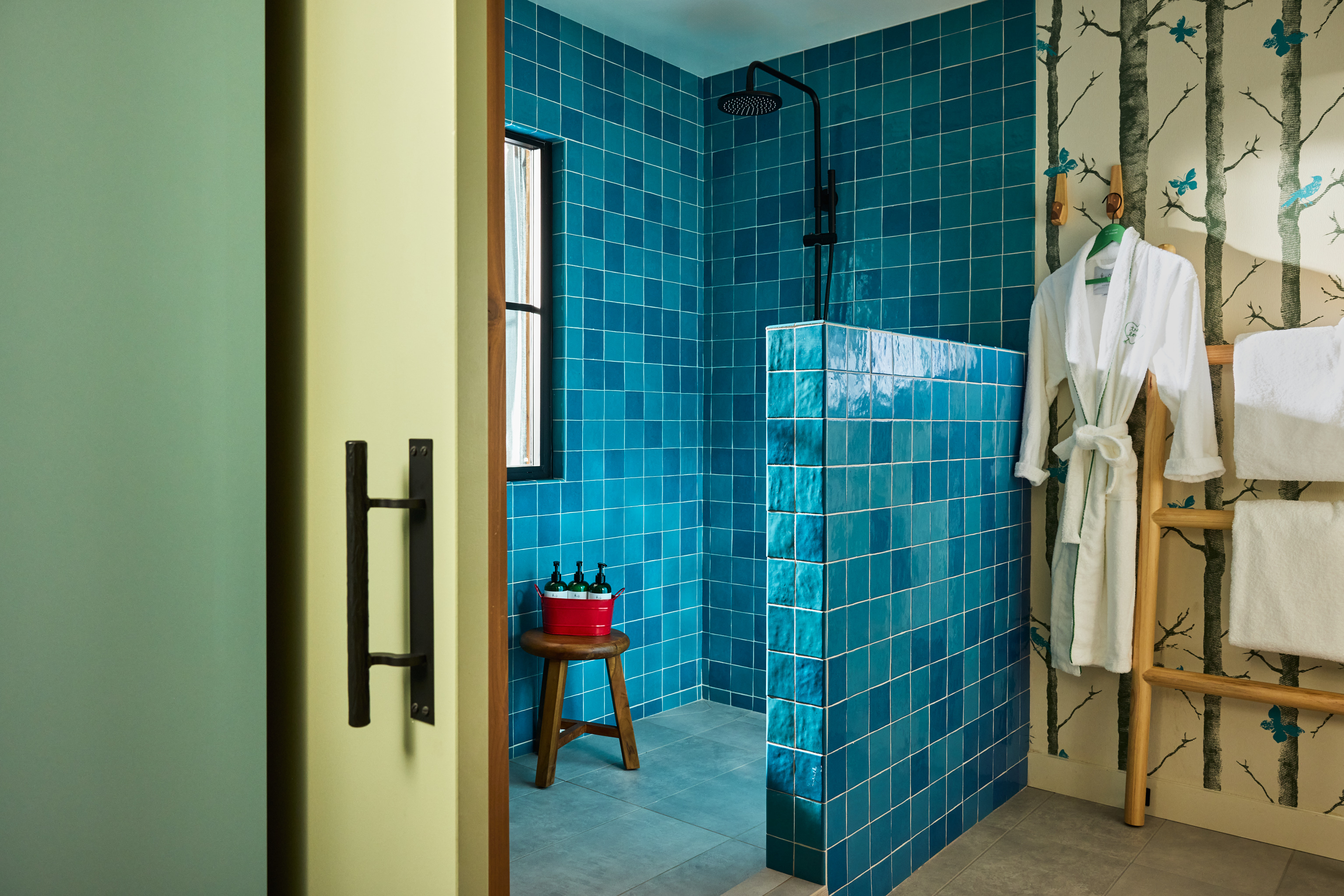 Double King Size Bed