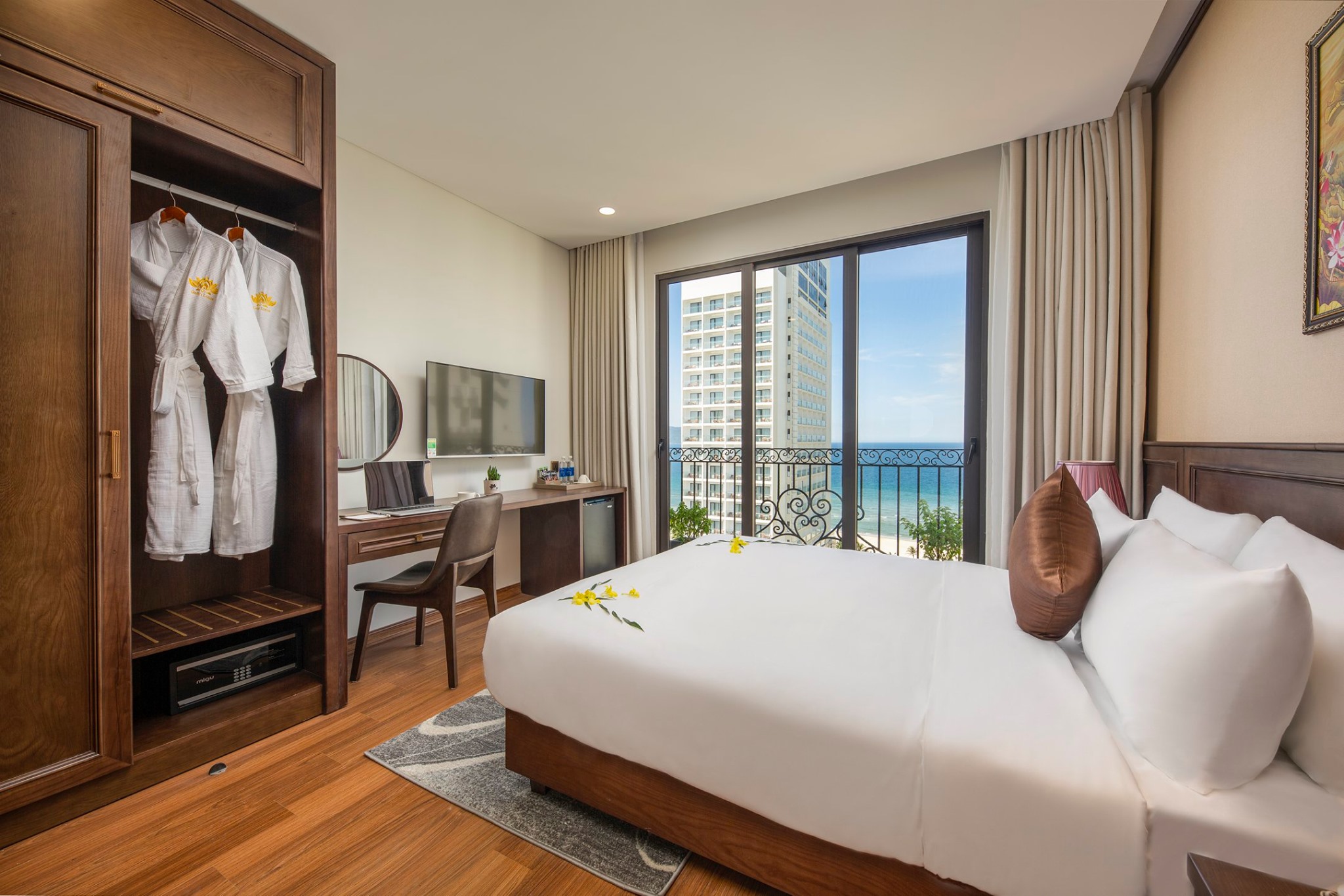 Double Deluxe Sea View