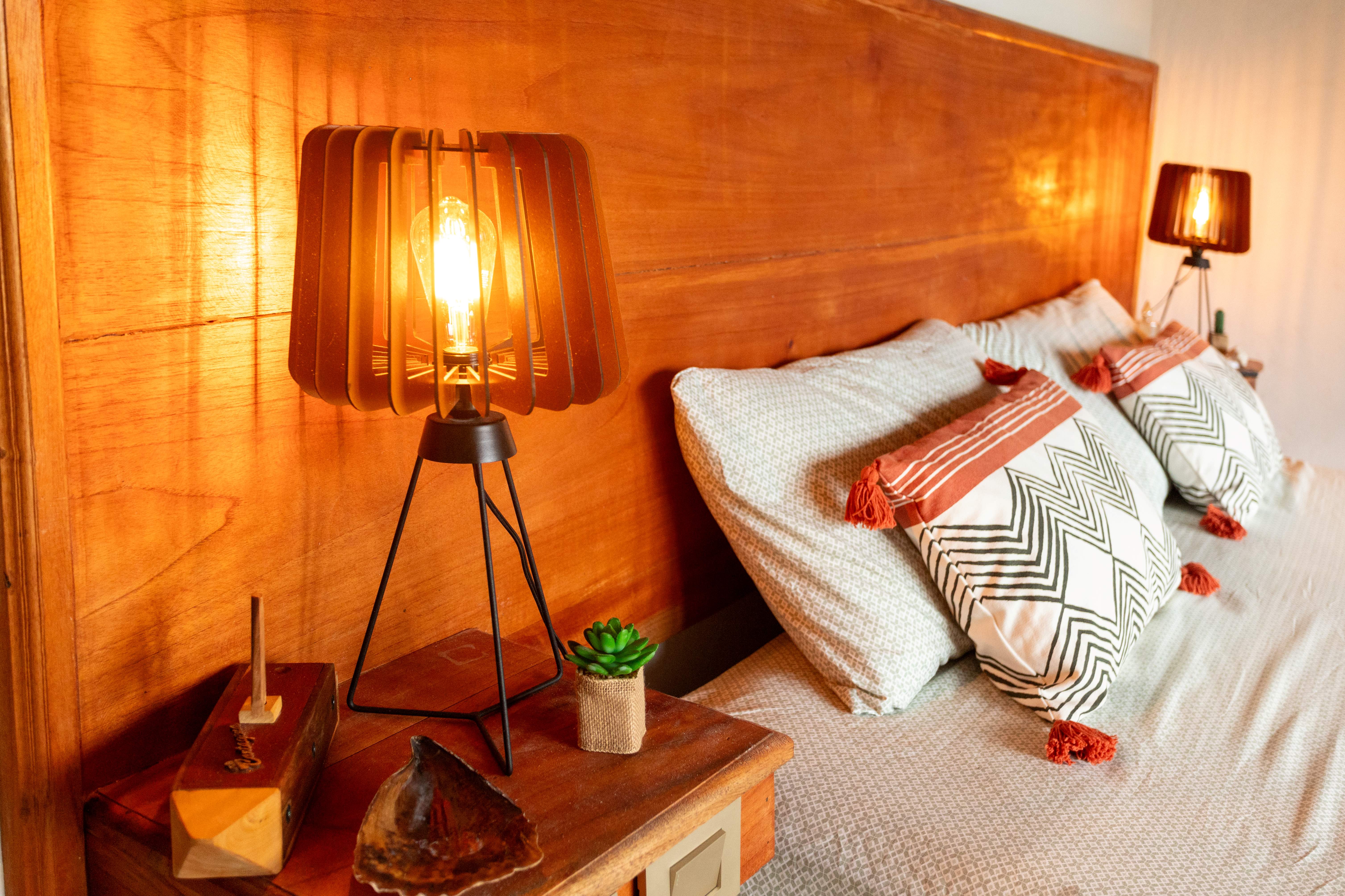 Bungalow King Size Bed