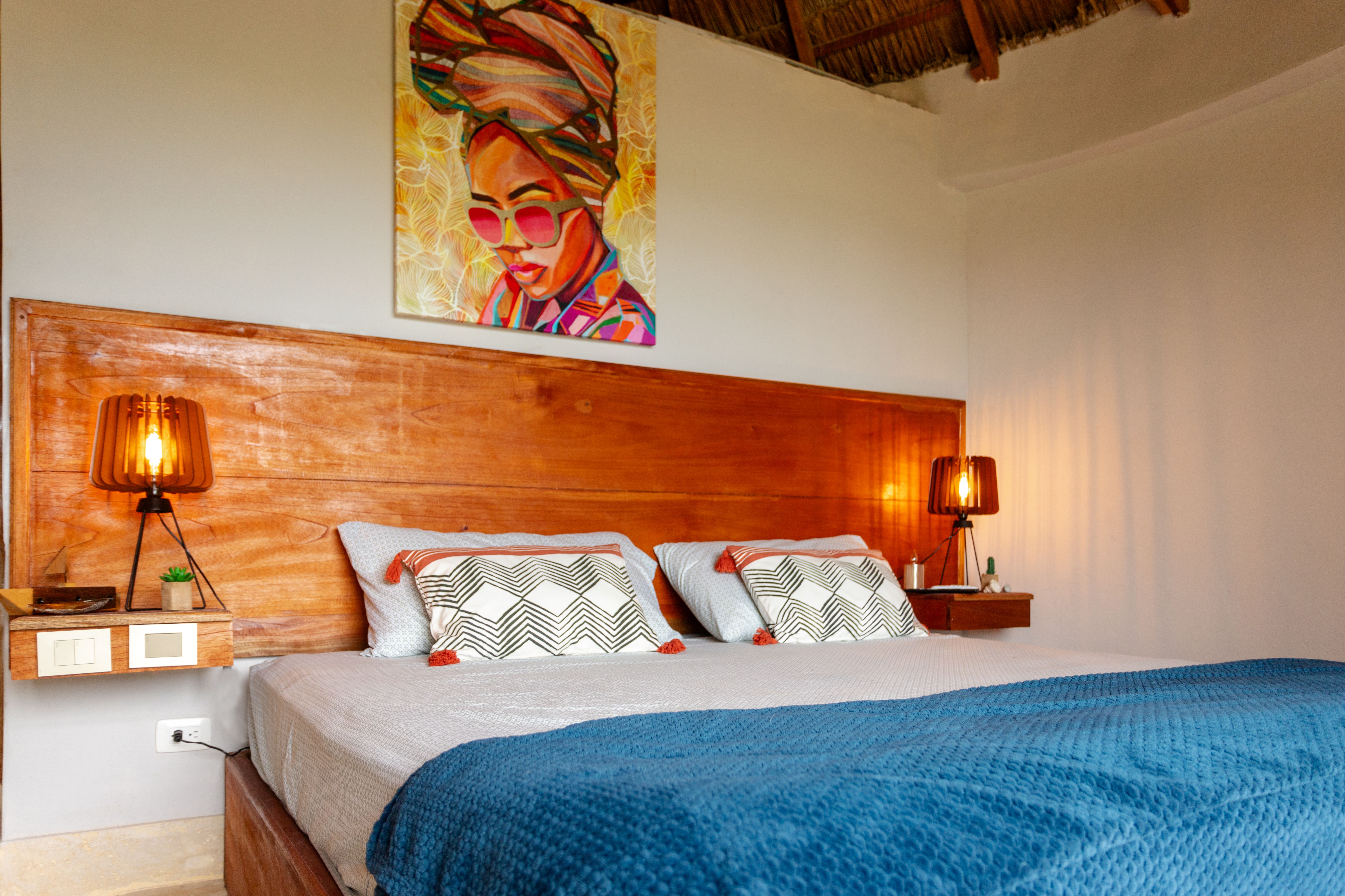 Bungalow King Size Bed