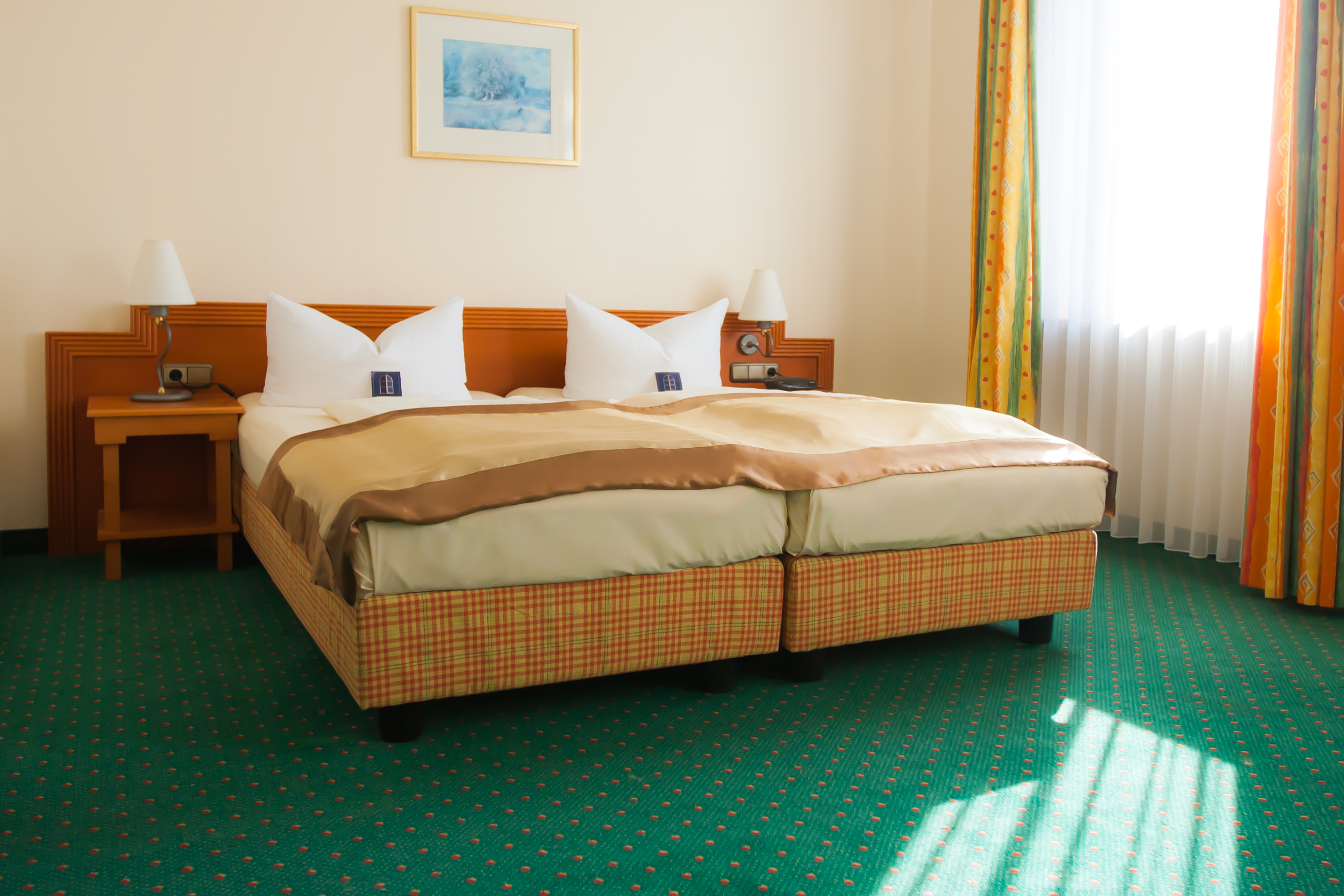 Double or Twin Standard