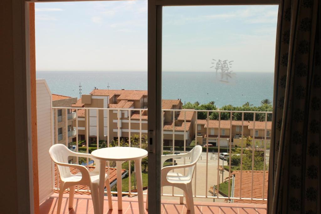 Double or Twin Sea View