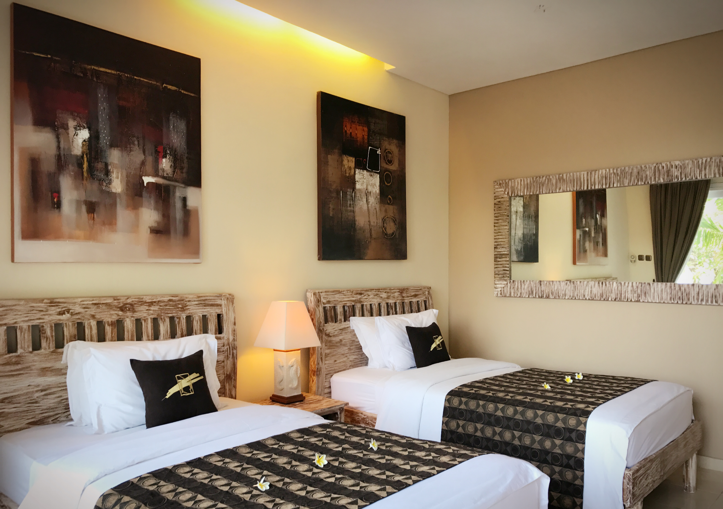 Double or Twin Deluxe