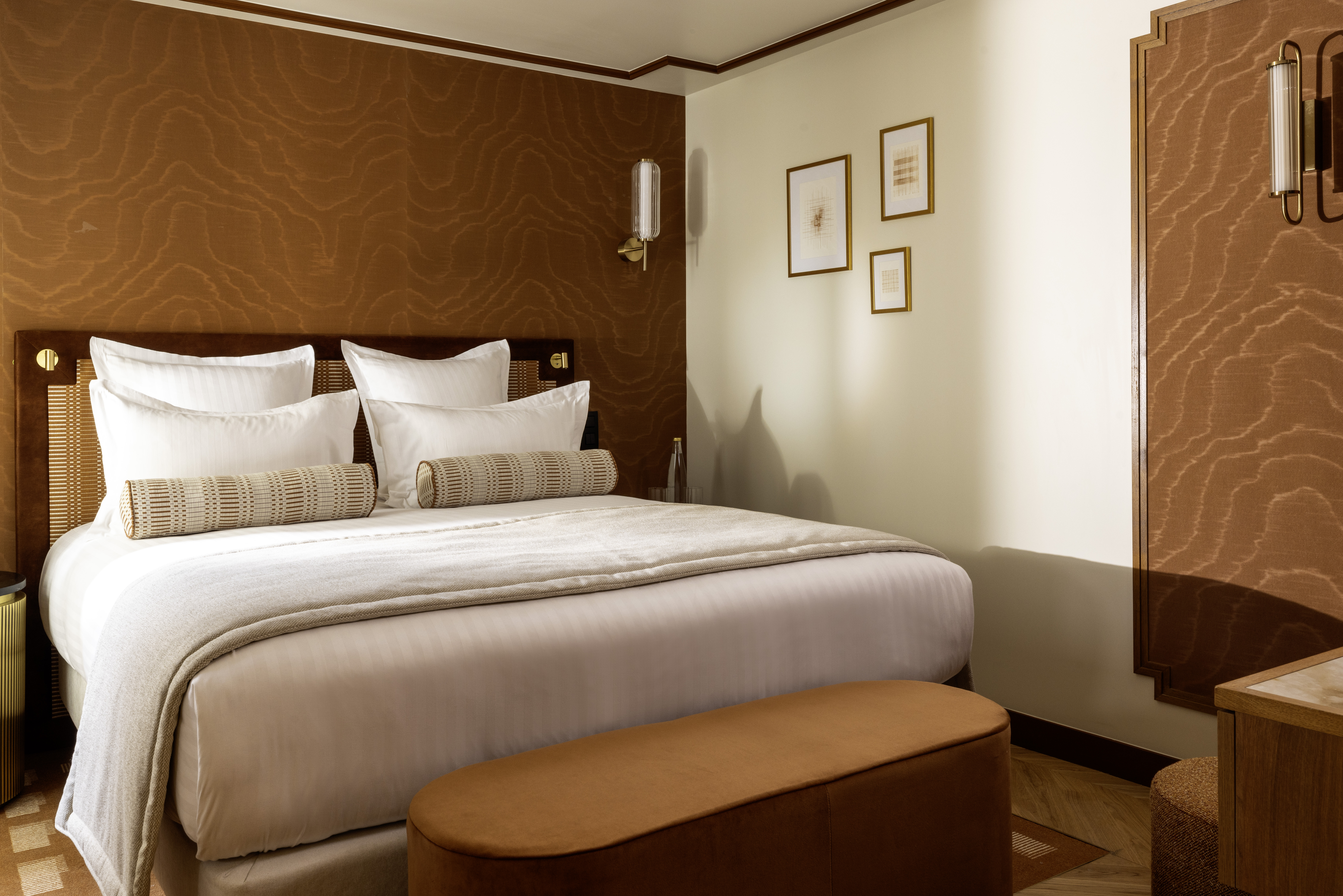 Double or Twin Superior