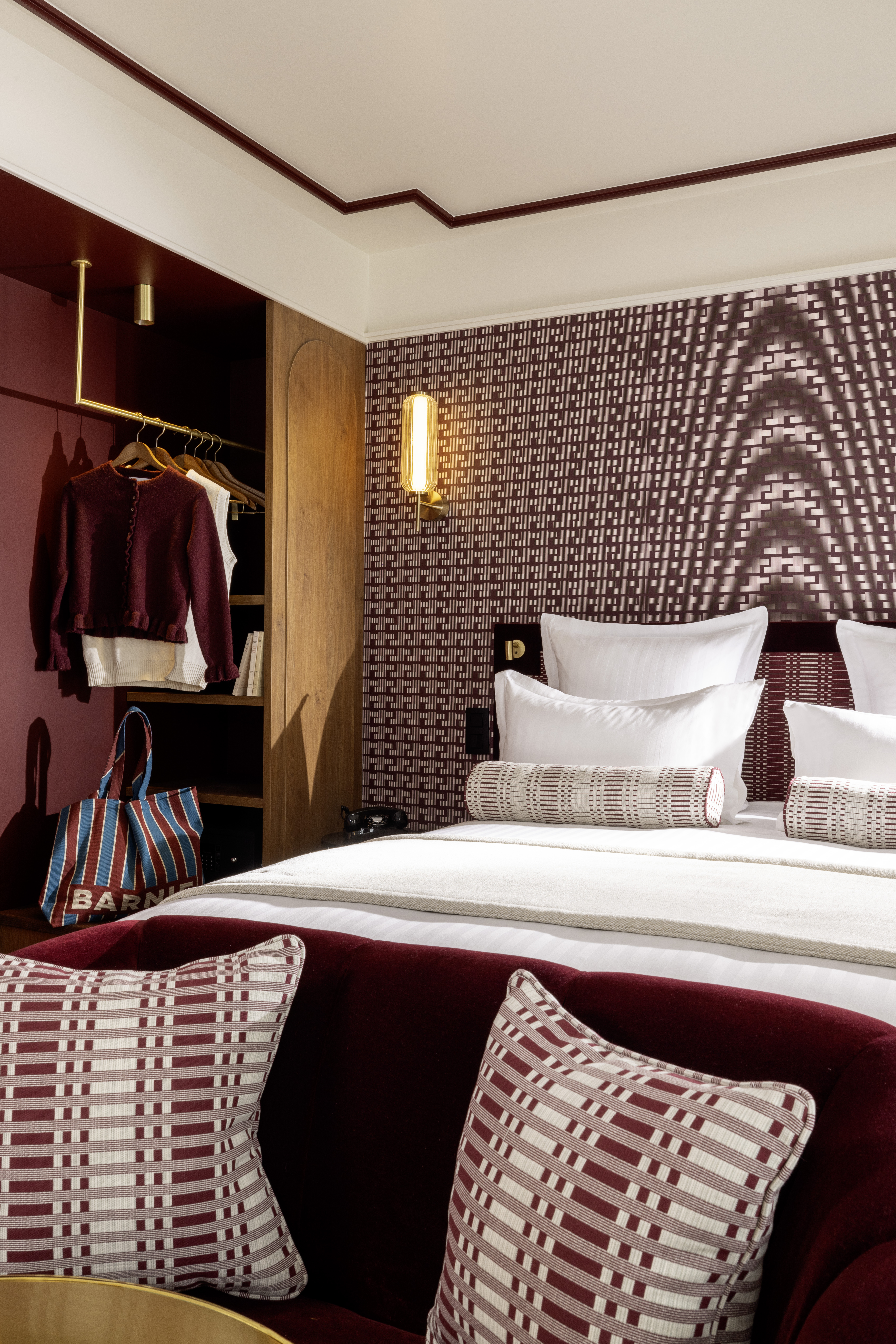 Double or Twin Deluxe