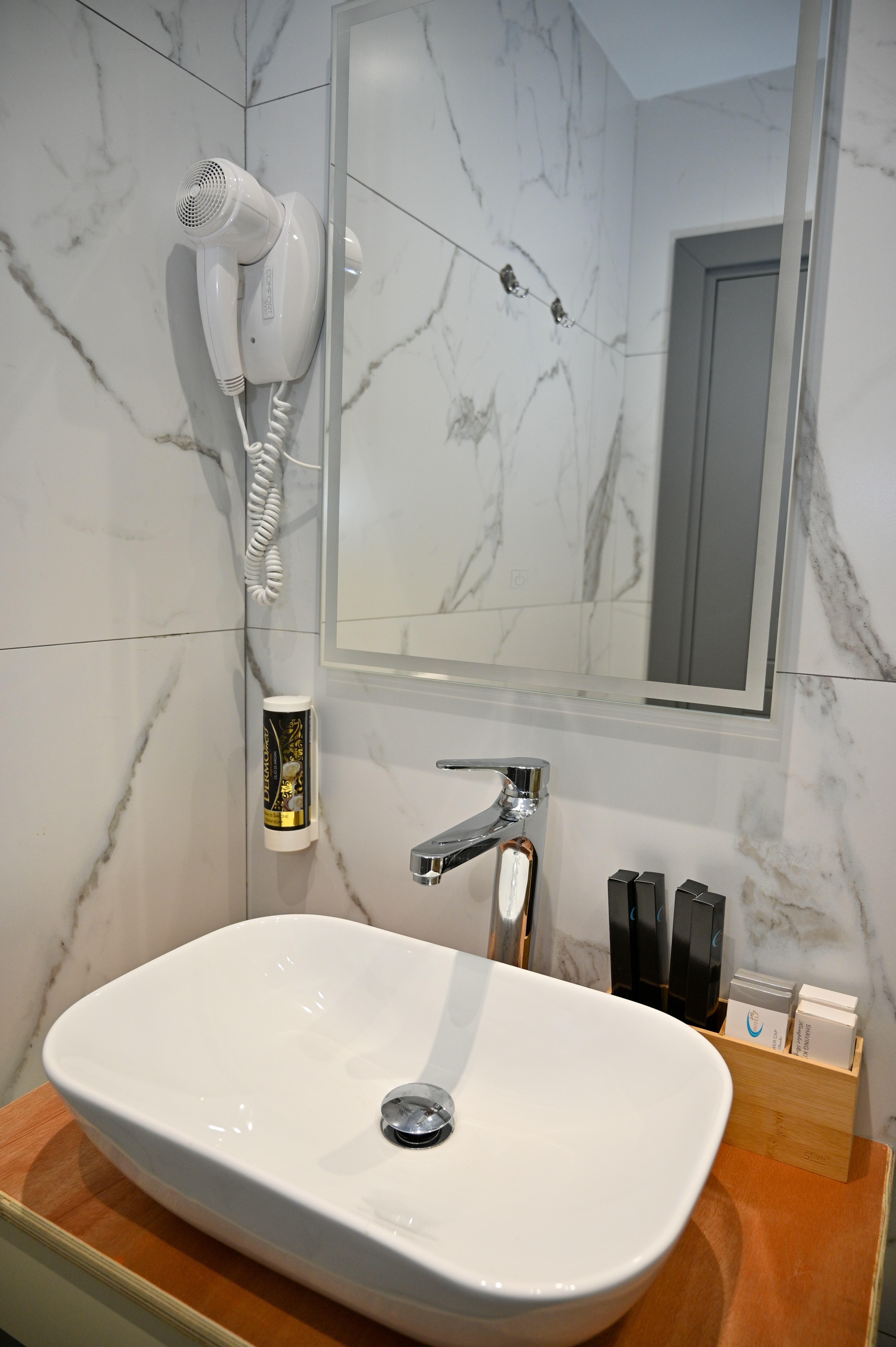 Quadruple with Balcony