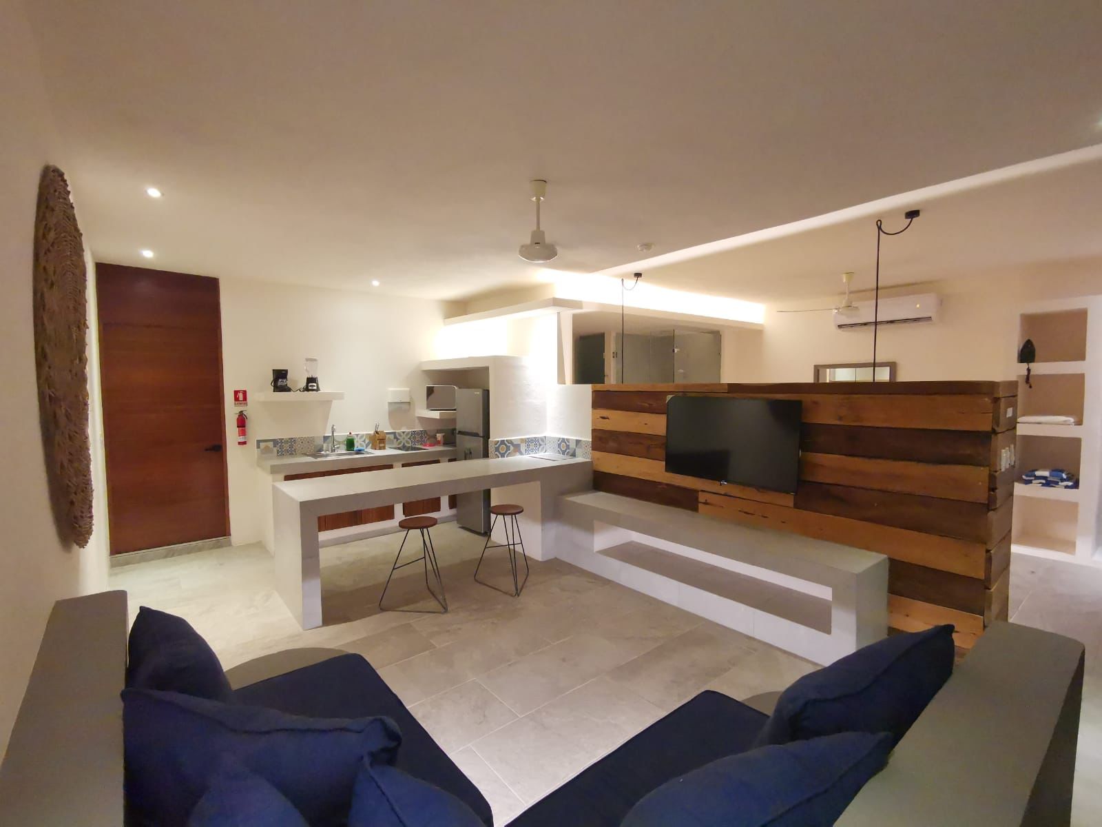 Junior Suite King Size Bed