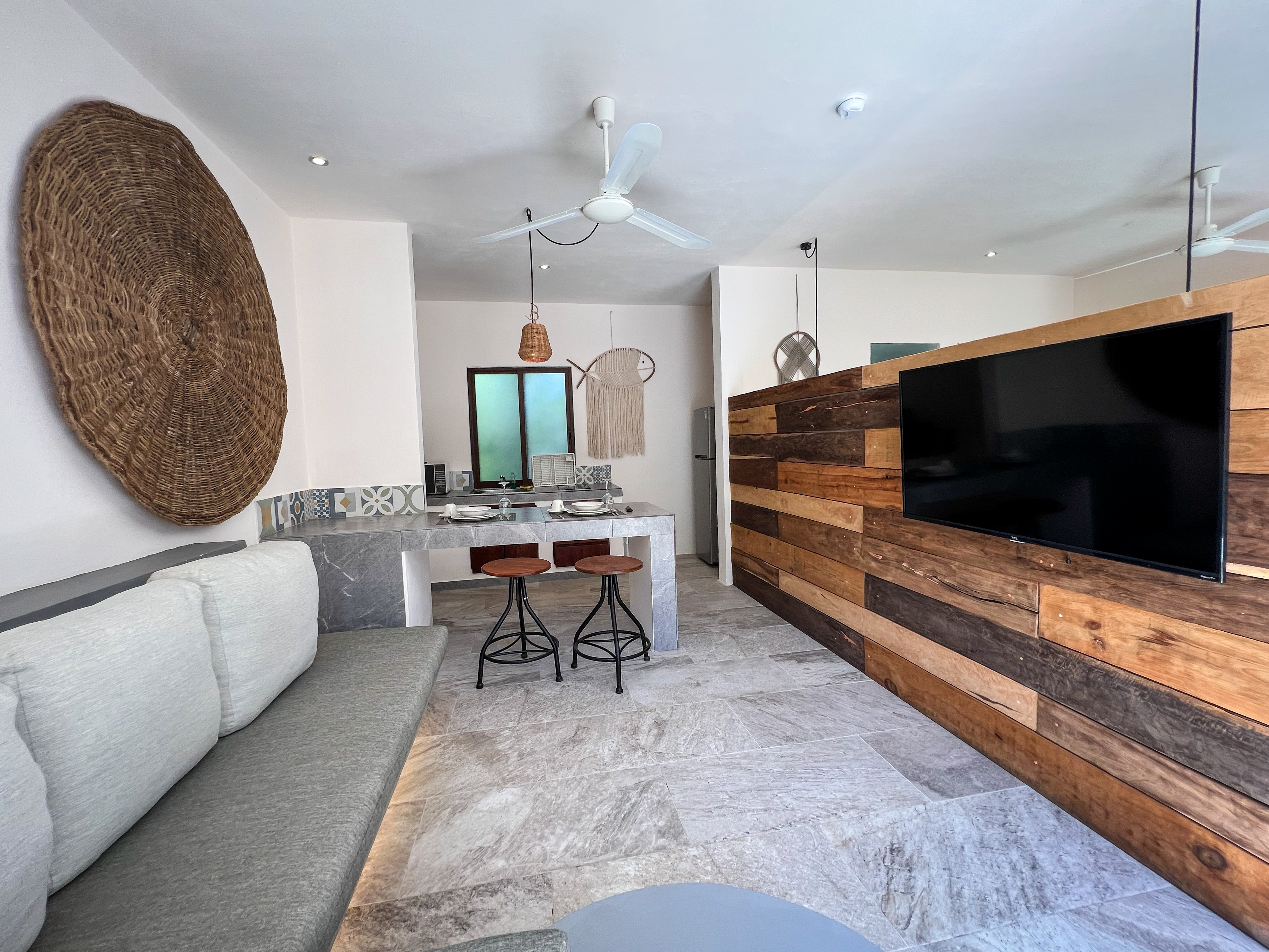 Quadruple Two Bedrooms