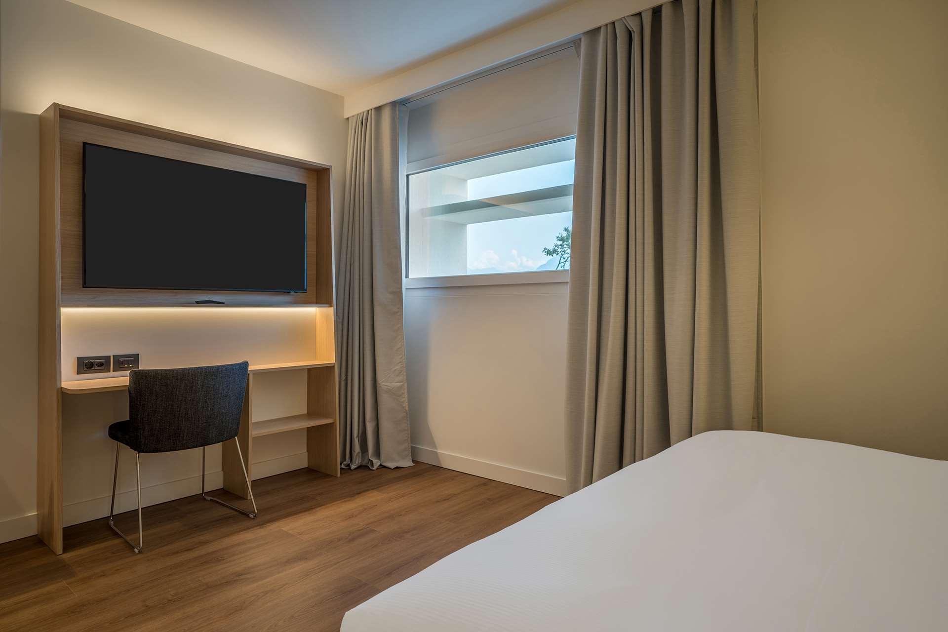 Double King Size Bed