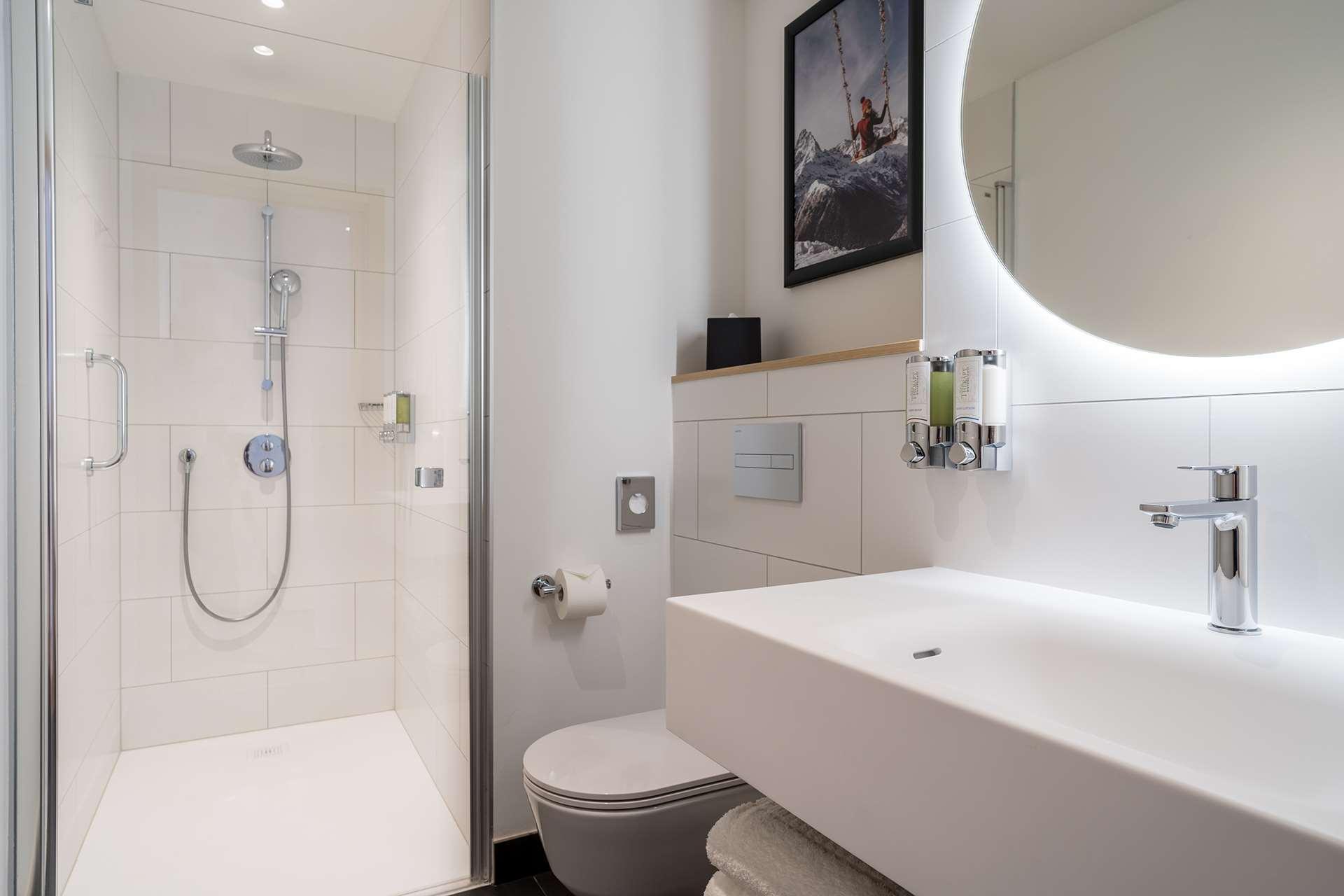 Double Queen Size Bed