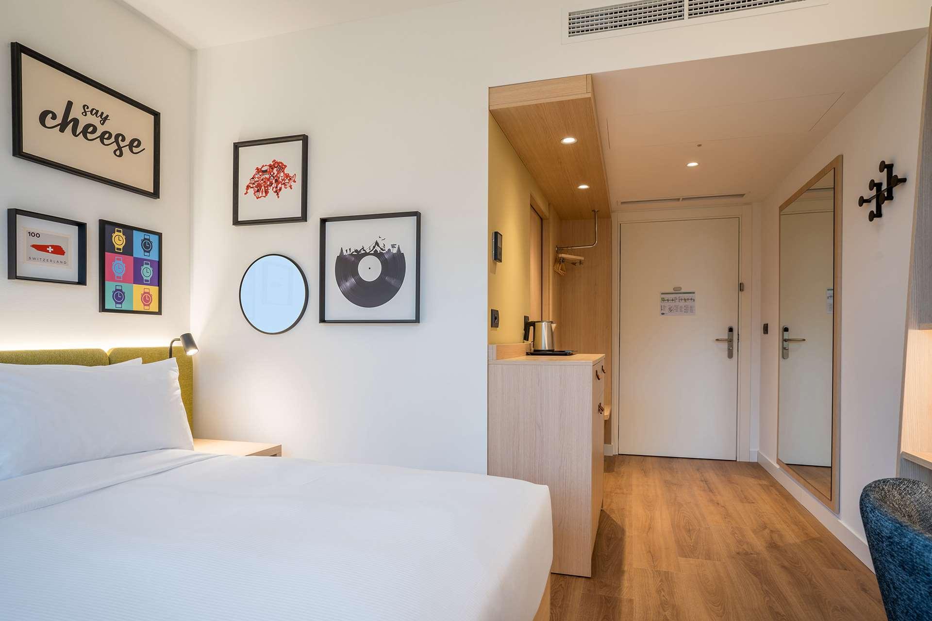 Double Queen Size Bed