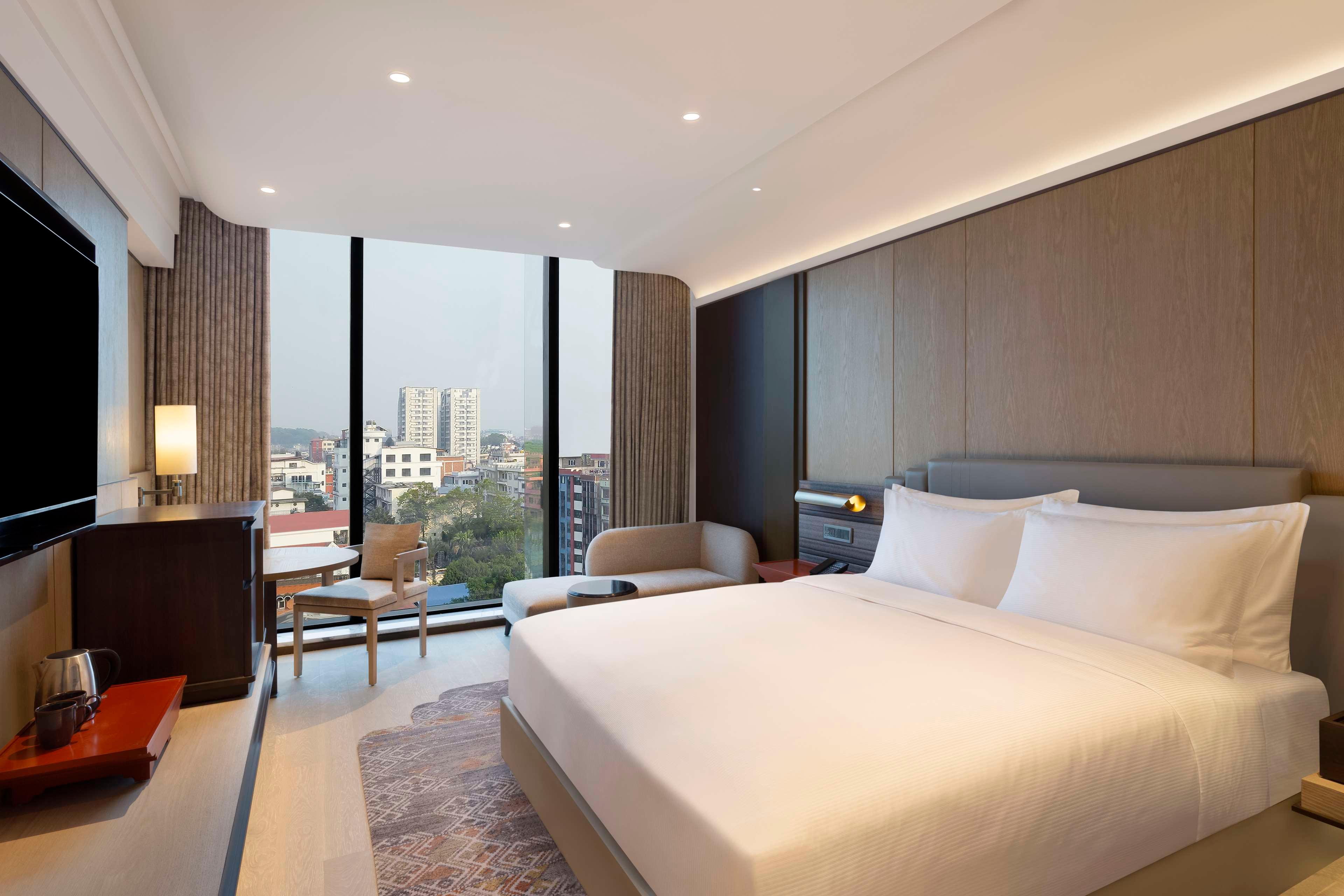 Double Executive King Bed