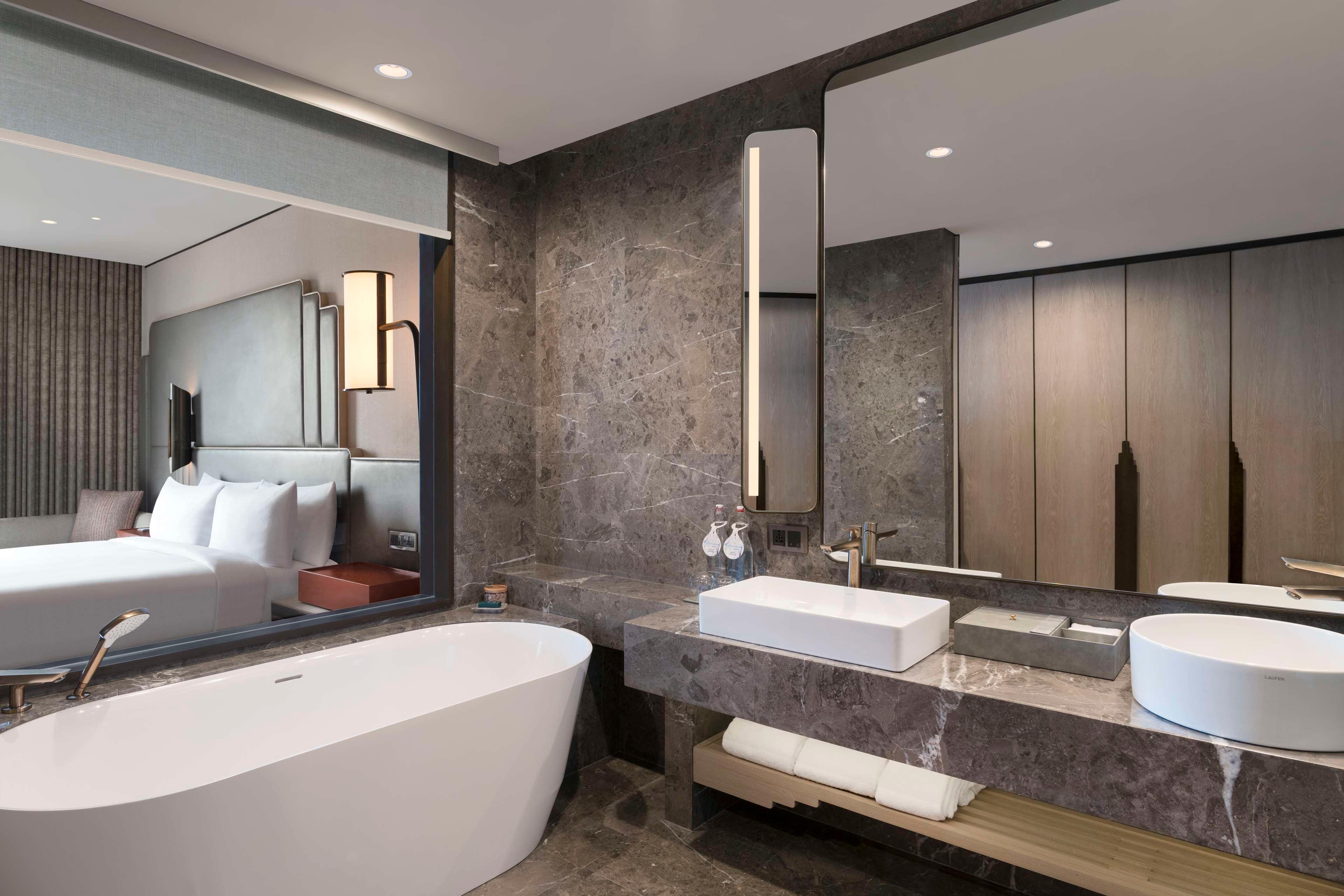 Suite Premium King Bed