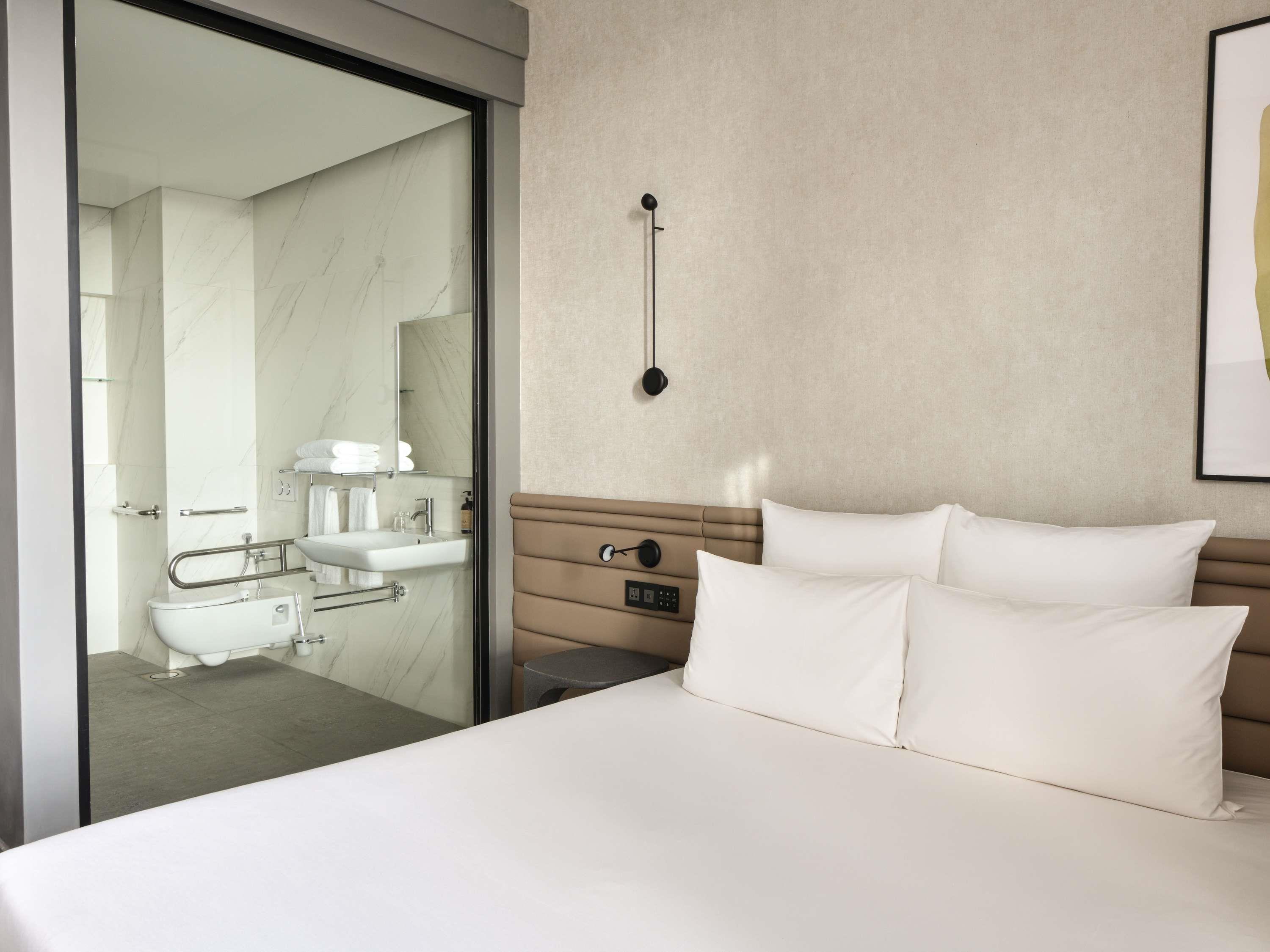 Double Superior King Bed