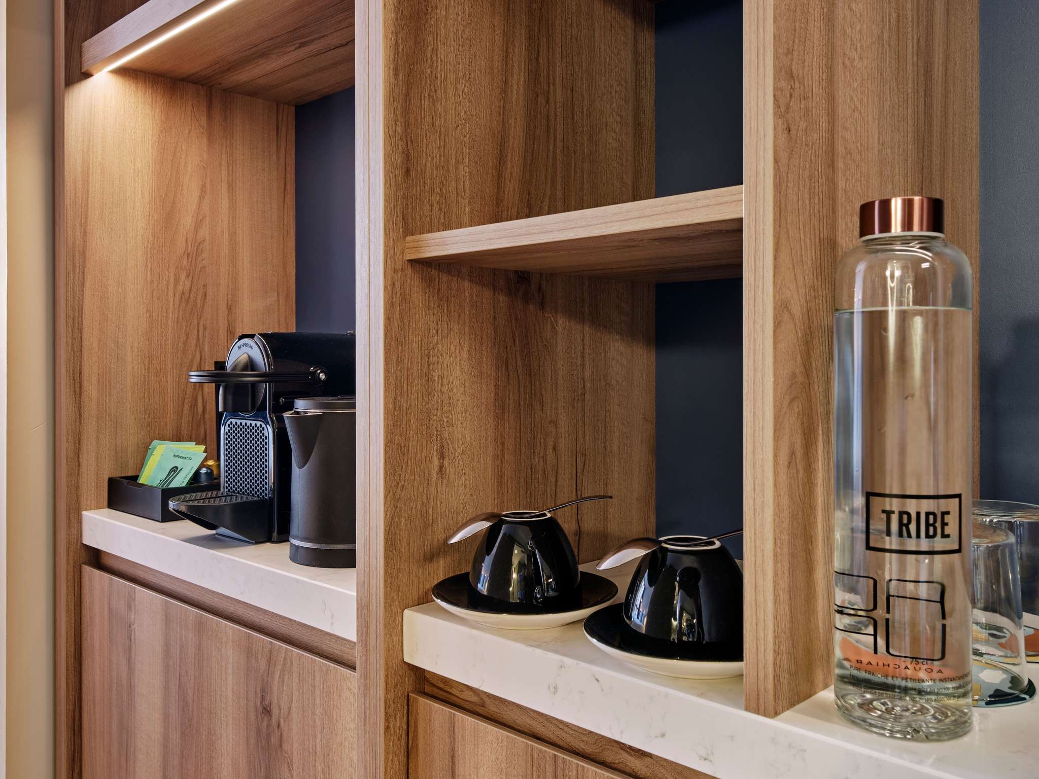 Double Queen Size Bed