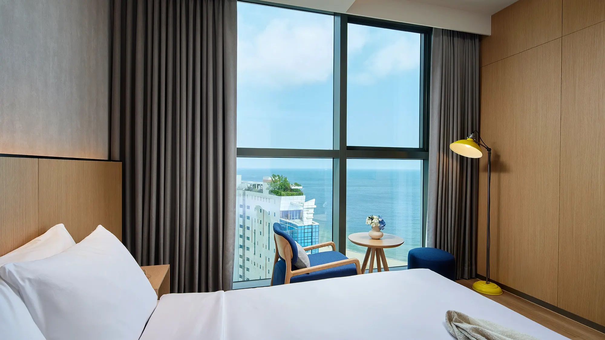 Double Superior Queen Bed