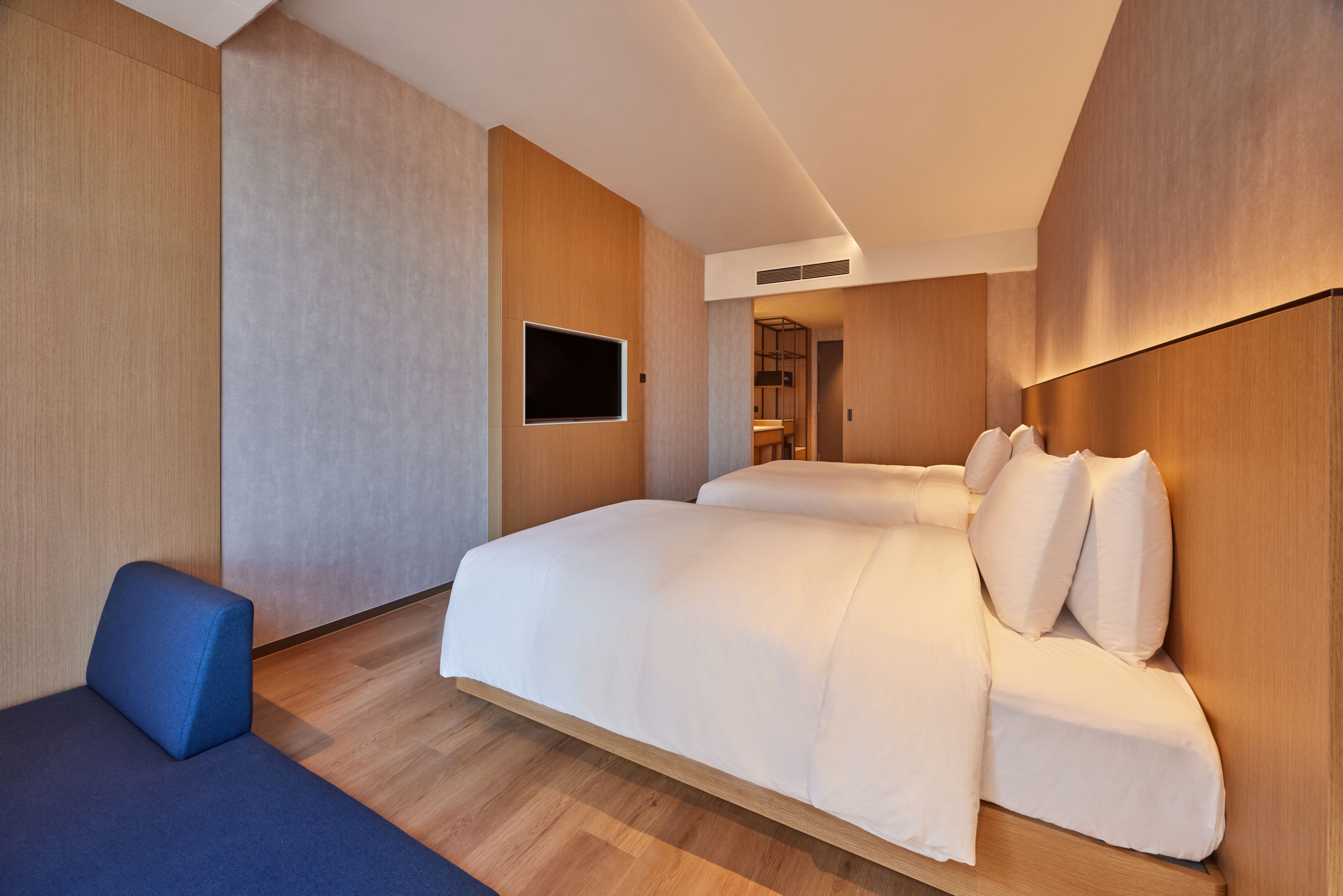 Family Room Superior Partial Ocean View