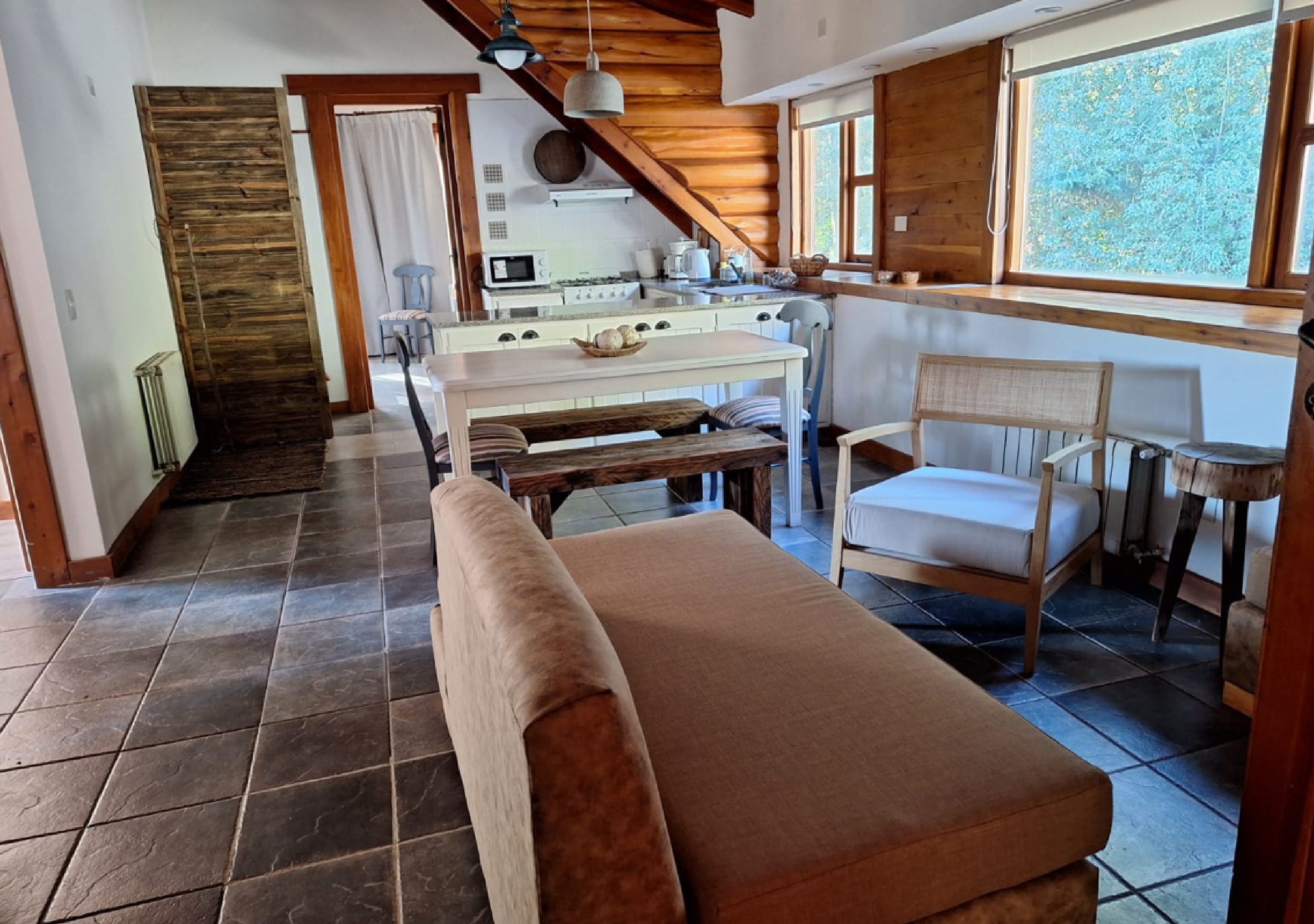 Apartment Three Bedrooms Two Bathrooms