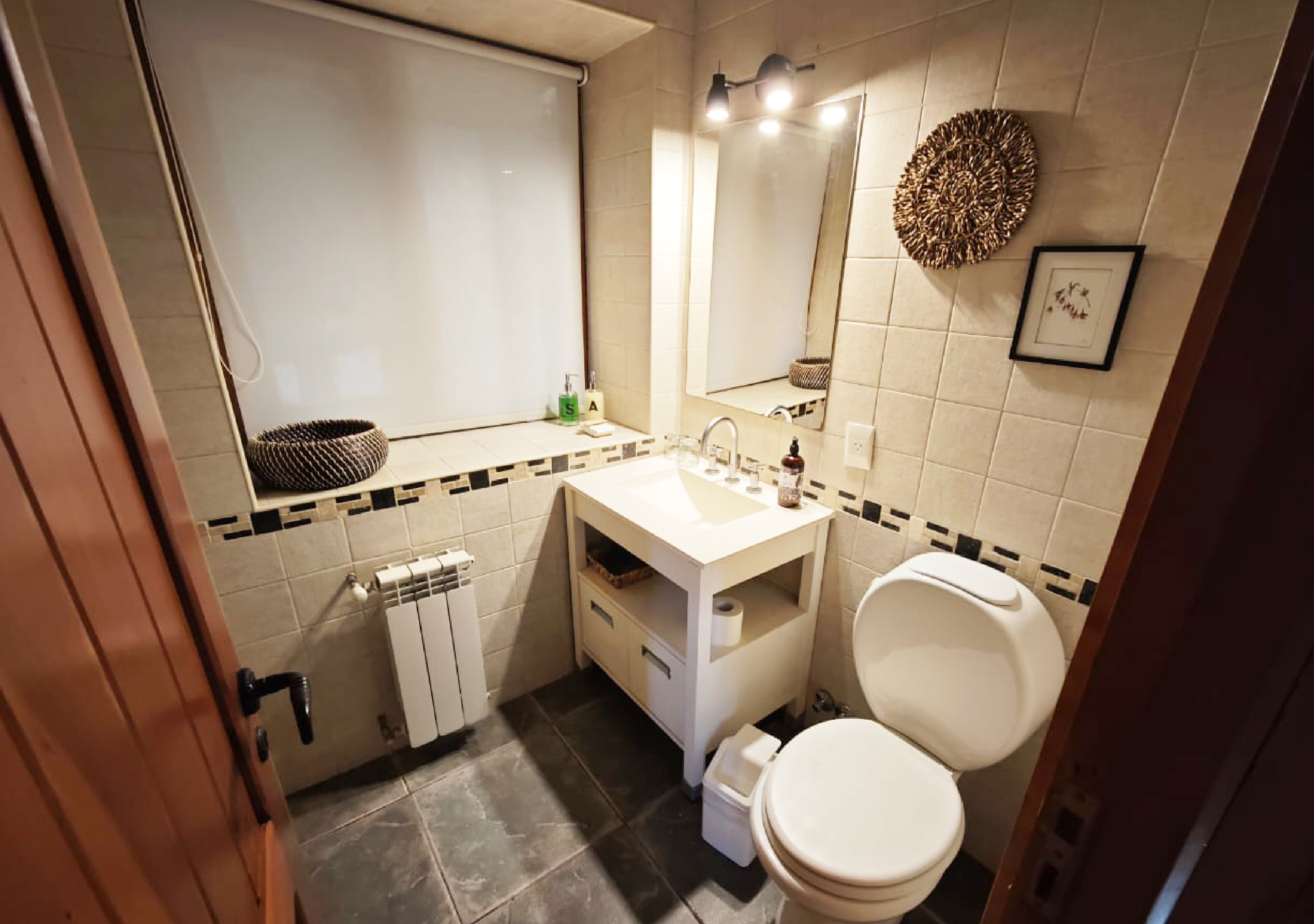 Apartment Three Bedrooms Two Bathrooms