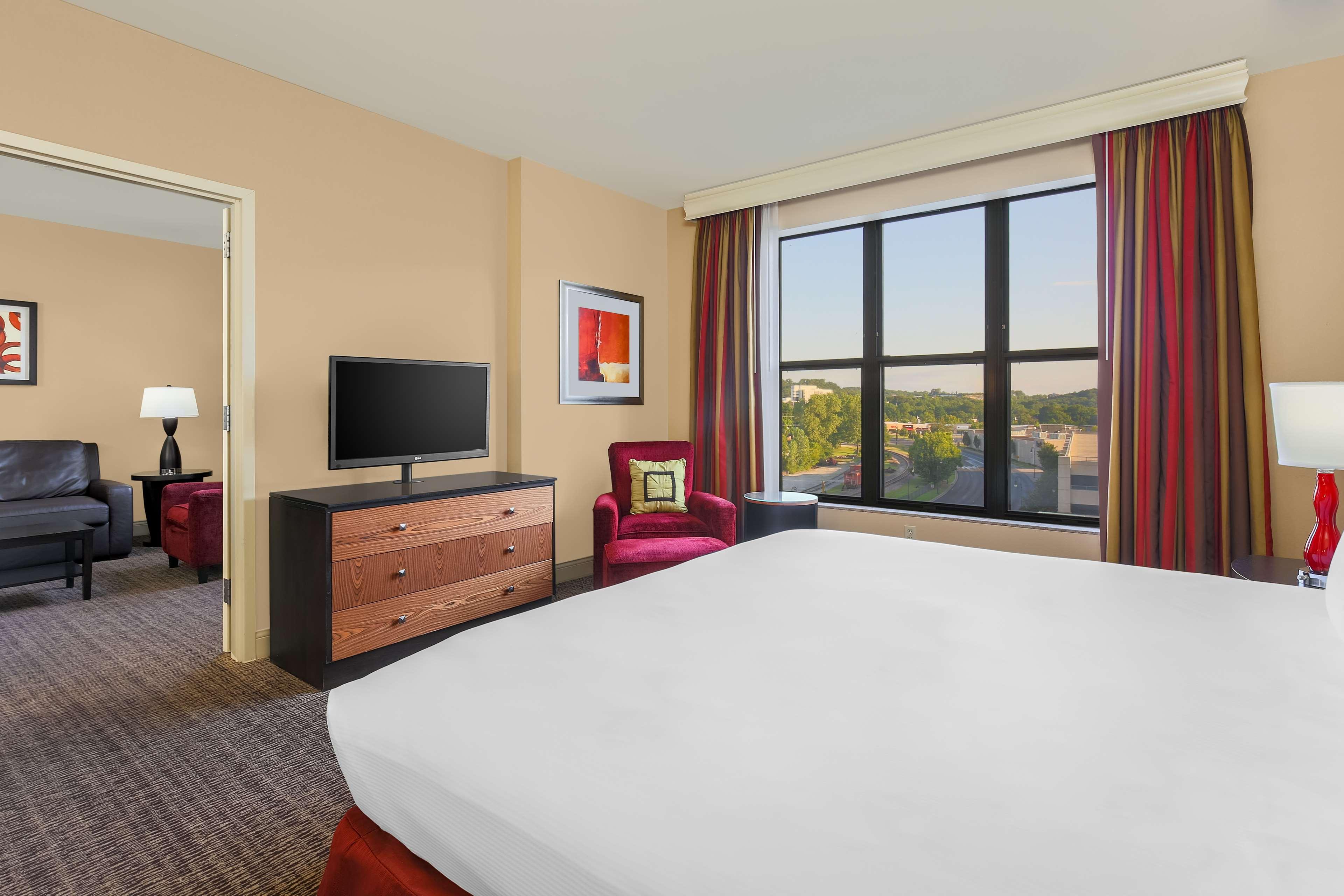 Junior Suite King Size Bed