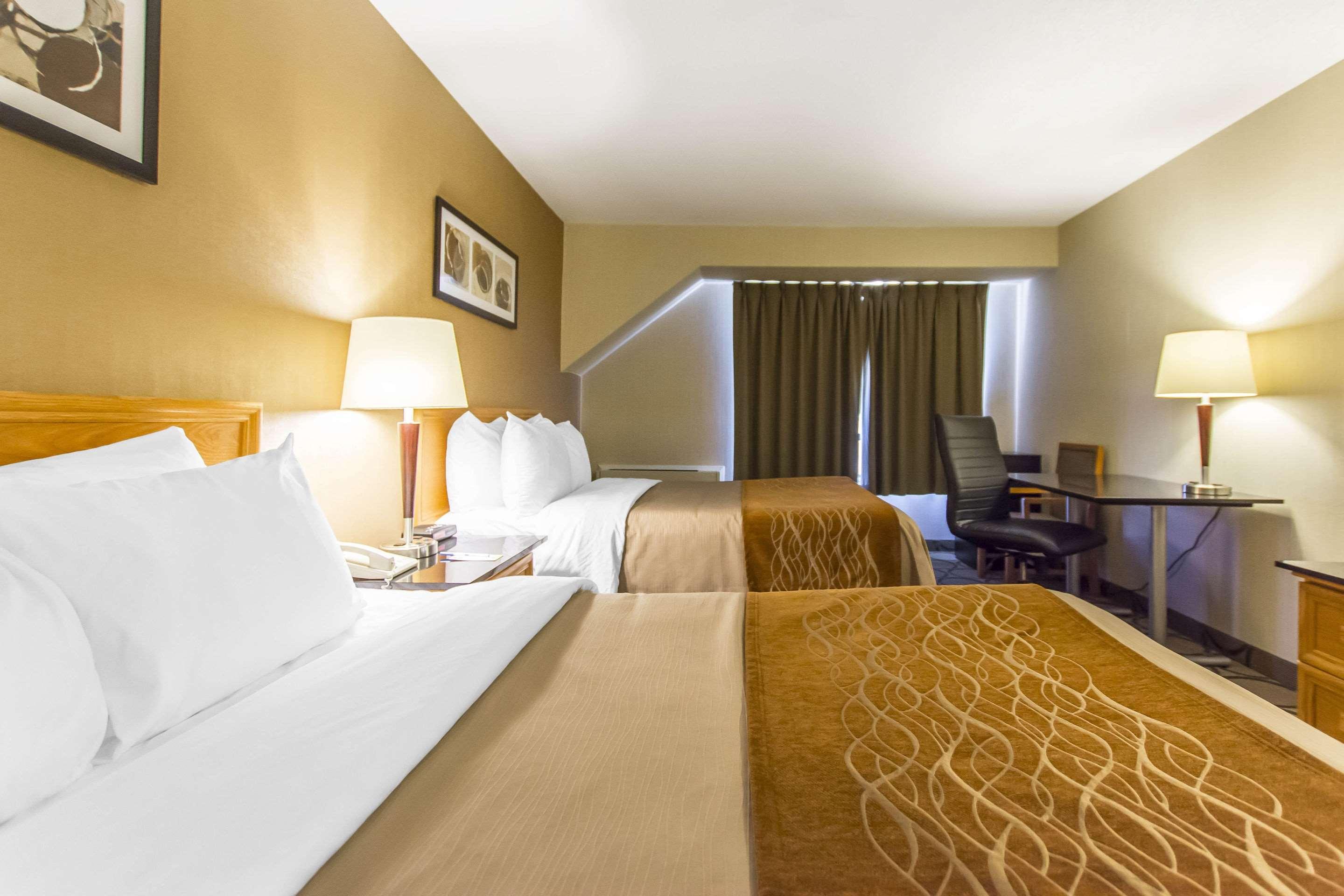 Double Two Double Beds Non Smoking