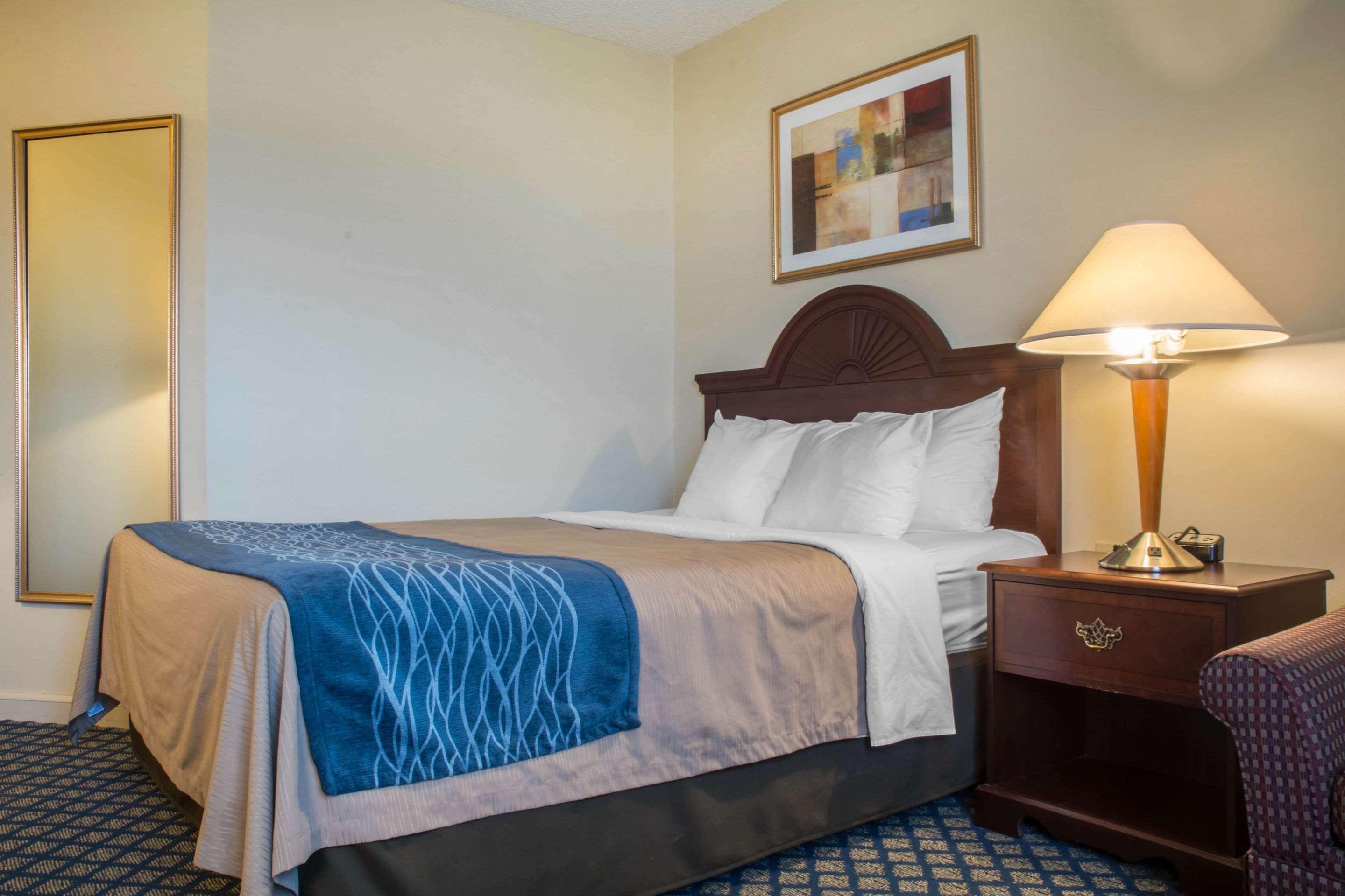 Double Queen Bed Non Smoking