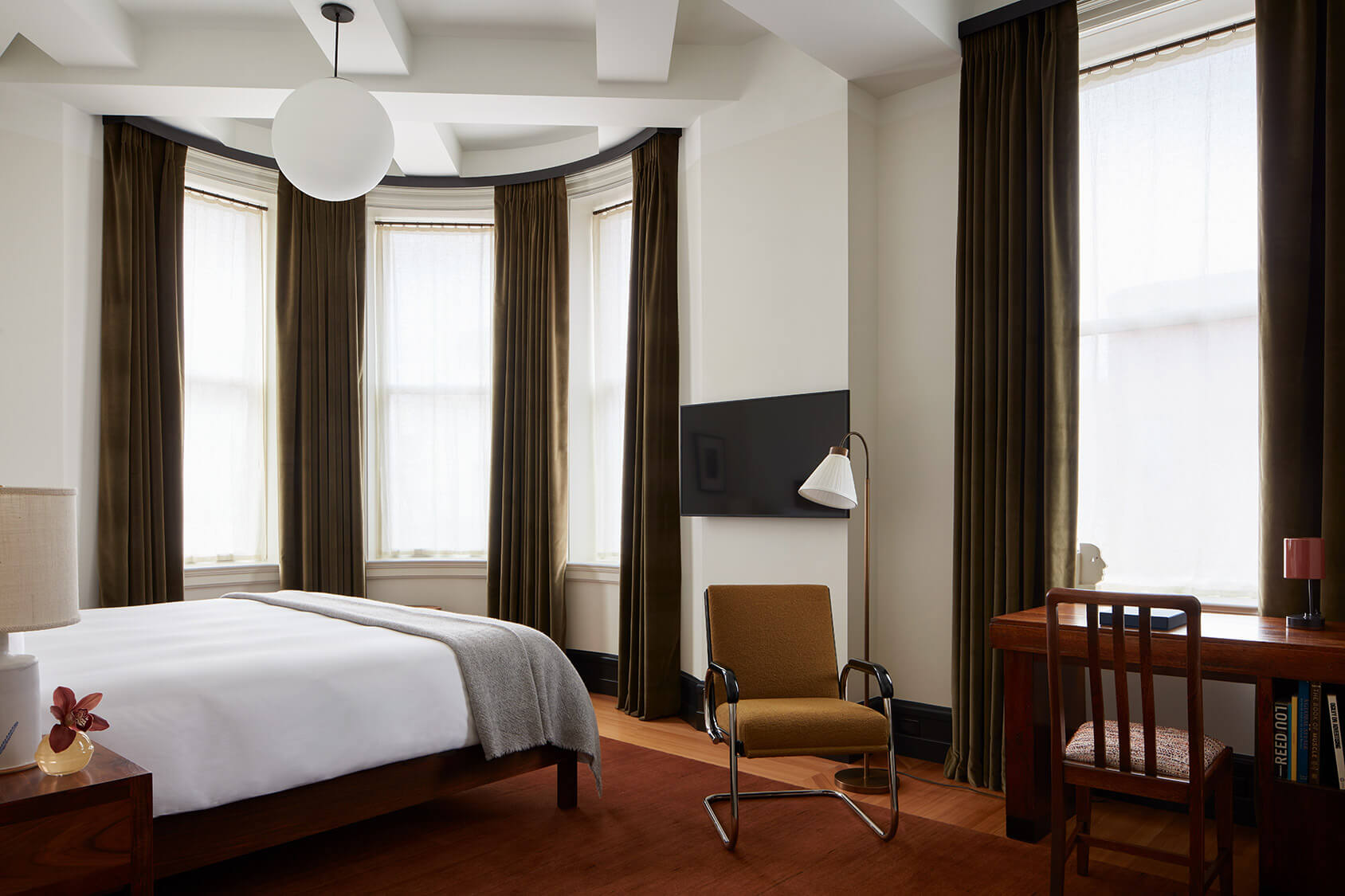 Double King Size Bed